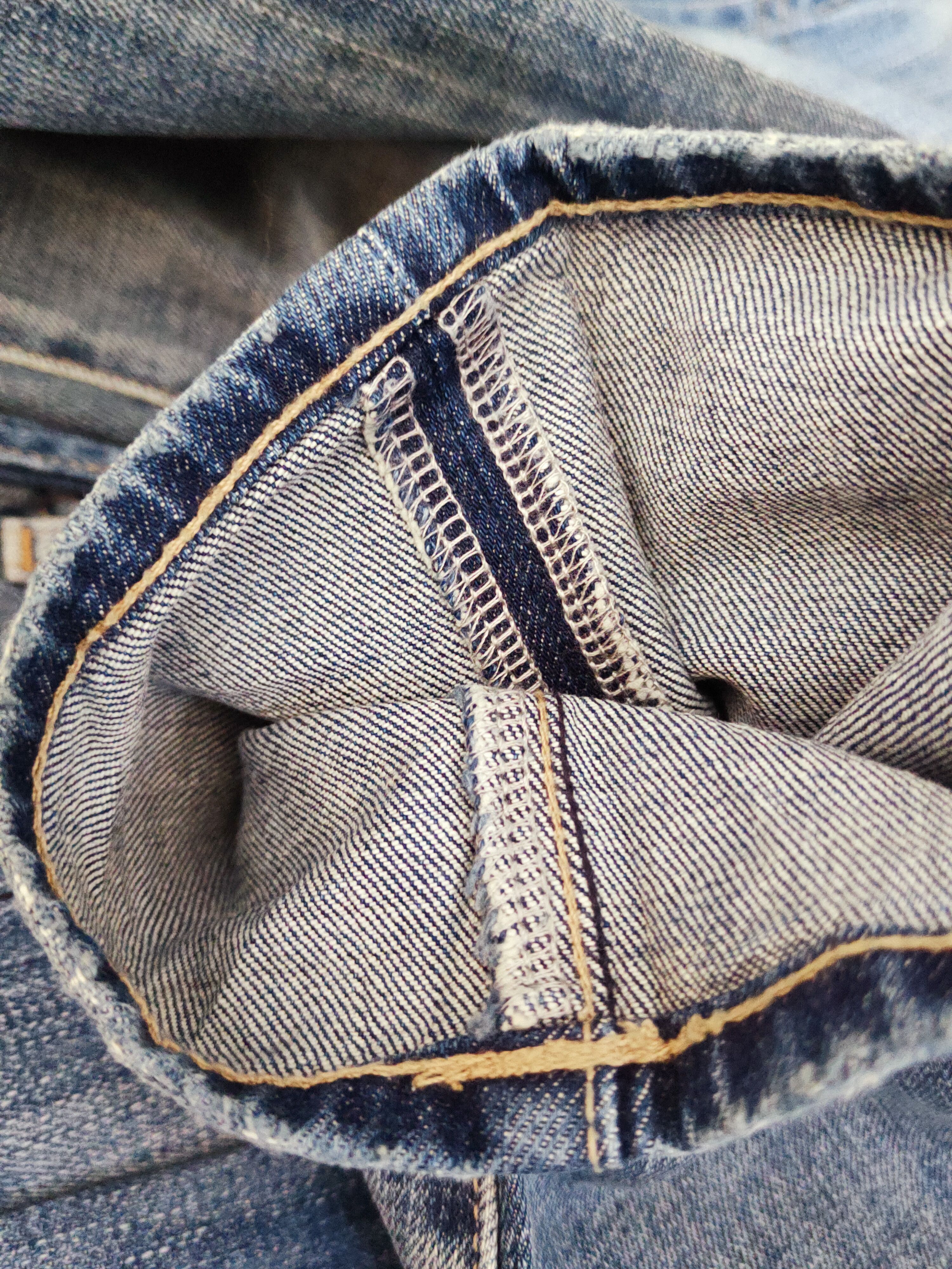Japanese Brand Uniqlo Blue Distressed Ripped Jeans #W606 Size US 26 / EU 42 - 13 Thumbnail