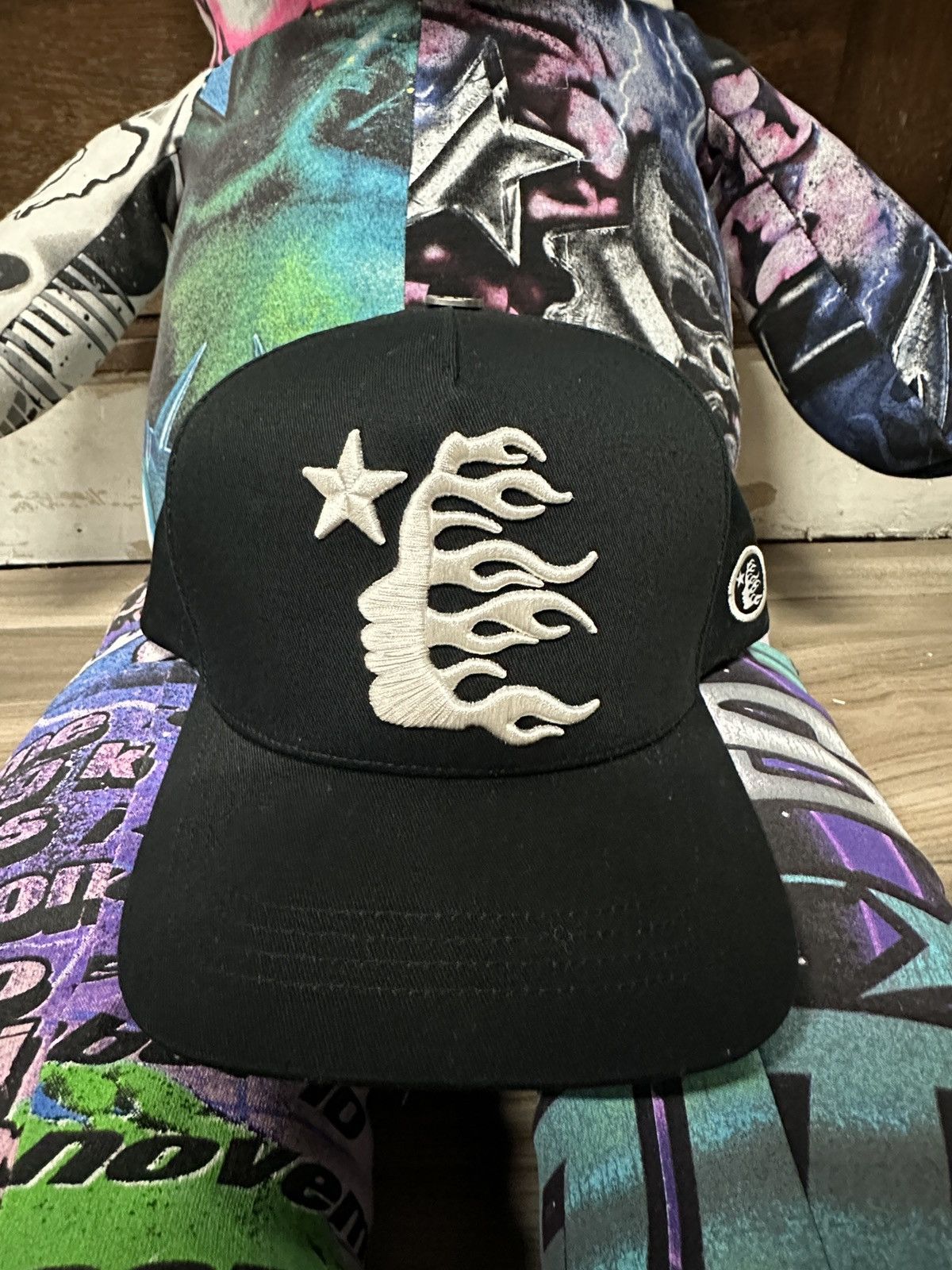 HELLSTAR OG BLACK SNAP BACK CAP