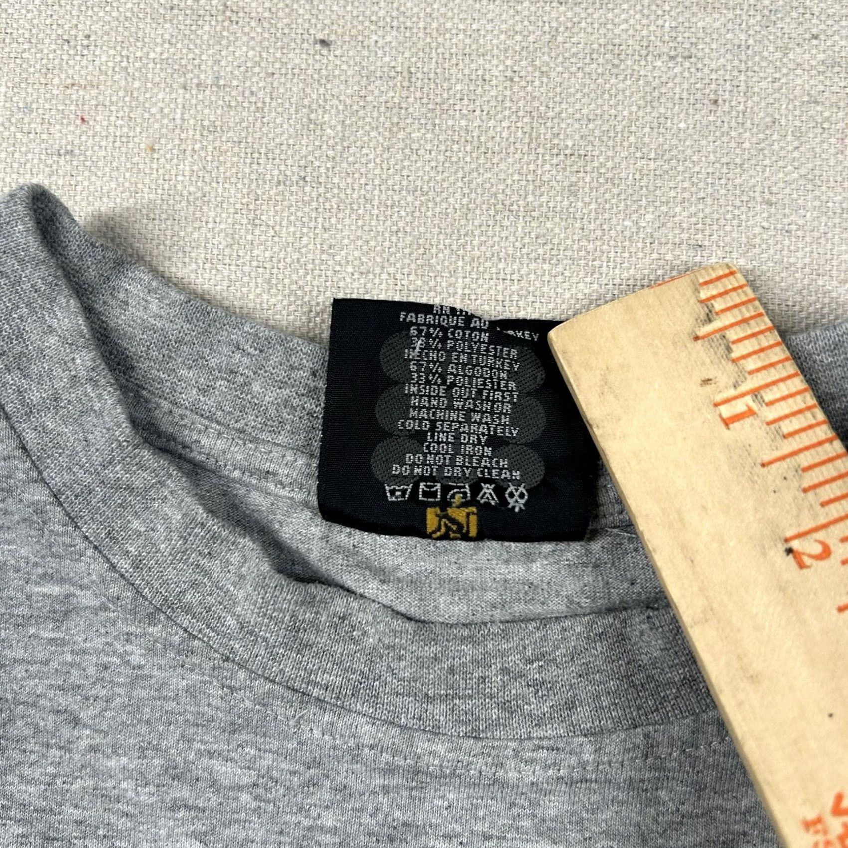 Vintage VINTAGE Drunknmunky Shirt Mens XL Skater Y2K Grunge Hip Hop Embroidered Gray Shirt Mens XL Gray Grunge Hip Hop Skater 90s Embroidered Drunknmunky Size US XL / EU 56 / 4 - 6 Thumbnail