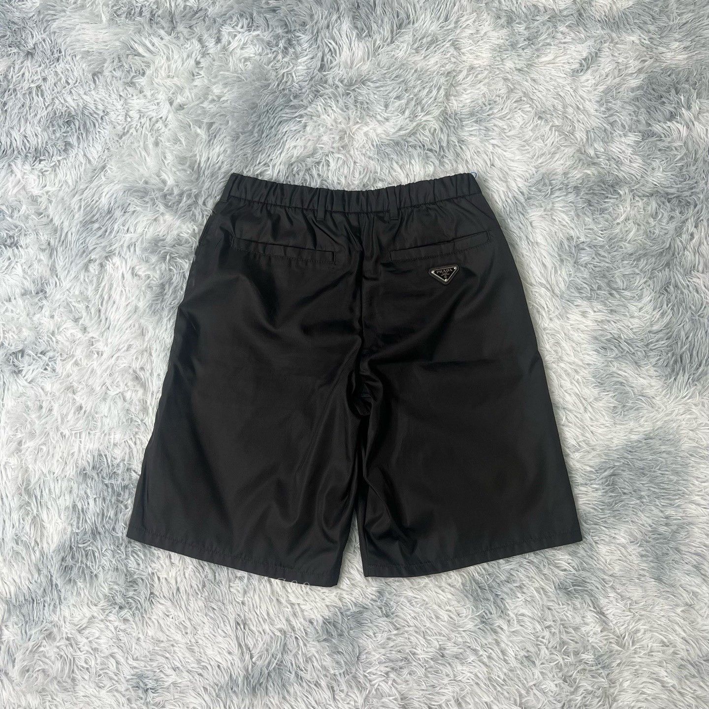 Prada Prada Triangle Logo Shorts Size US 28 / EU 44 - 2 Thumbnail