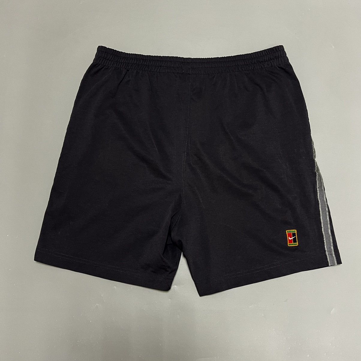 If Six Was Nine × Nike × Vintage Vintage Nike Court Shorts men’s Size US 30 / EU 46 - 6 Thumbnail