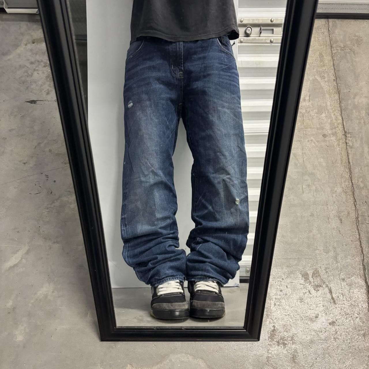 Vintage Crazy Vintage Y2K/2000s Grunge Faded Dark Wash Denim Jeans! 36x32 Size US 36 / EU 52 - 1 Thumbnail