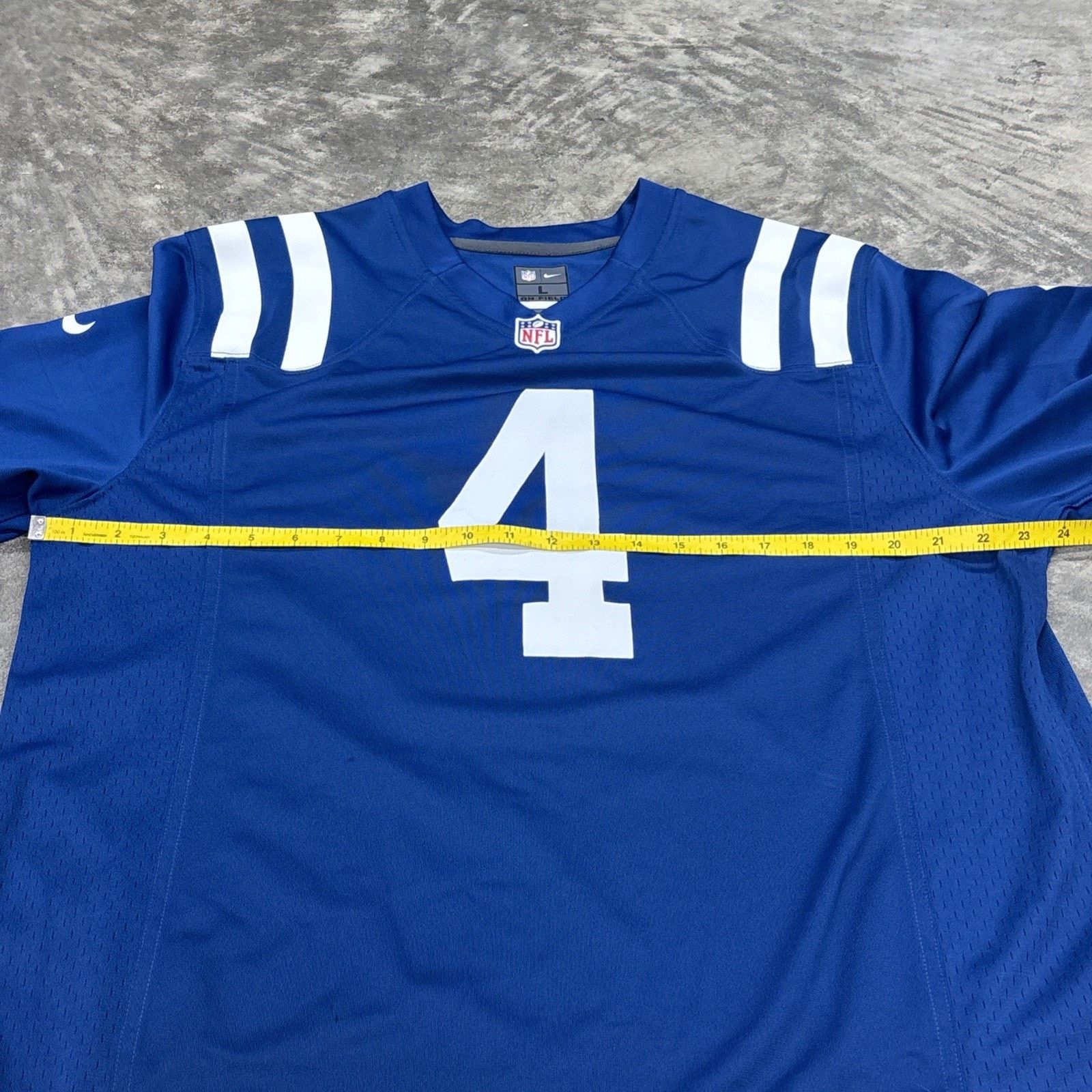 Nike NFL NIKE On Field Mens Large Adam Vinatieri Signed Jersey Size US L / EU 52-54 / 3 - 7 Thumbnail