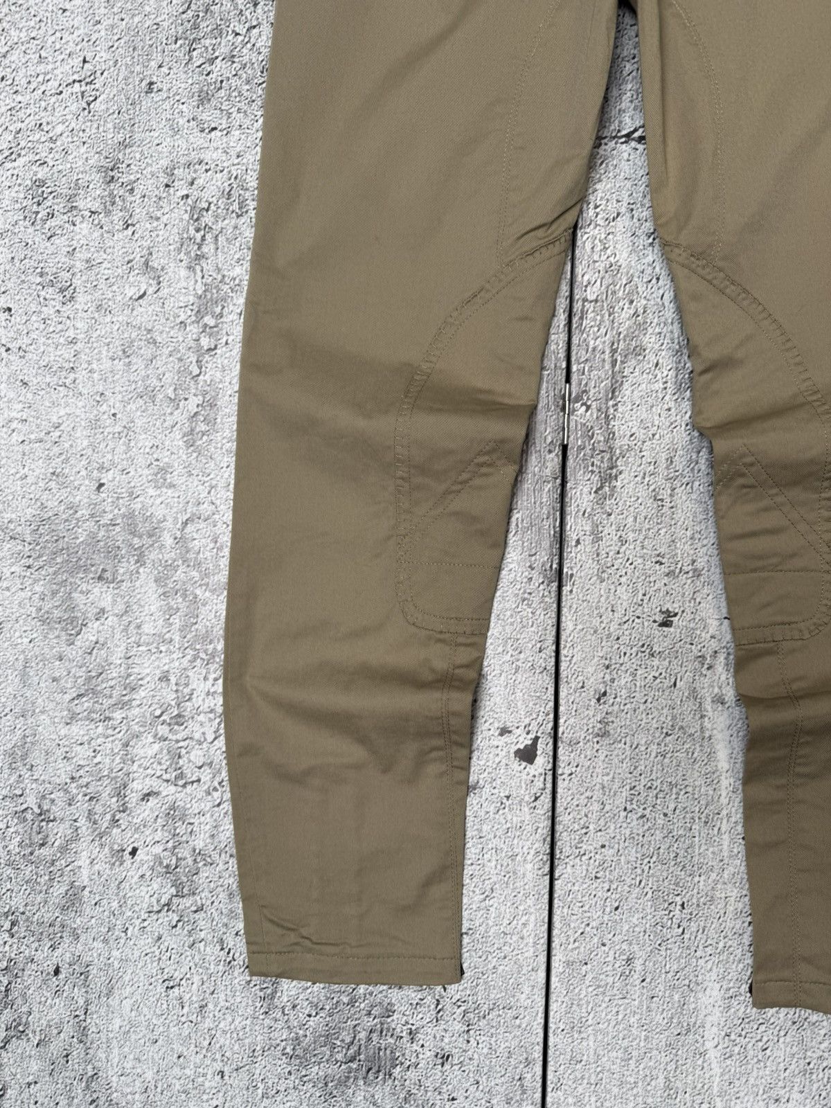 Prada Prada Milano Rare Technical Pants Reinforced Knees Zip Ankle Size 27" / US 4 / IT 40 - 4 Thumbnail