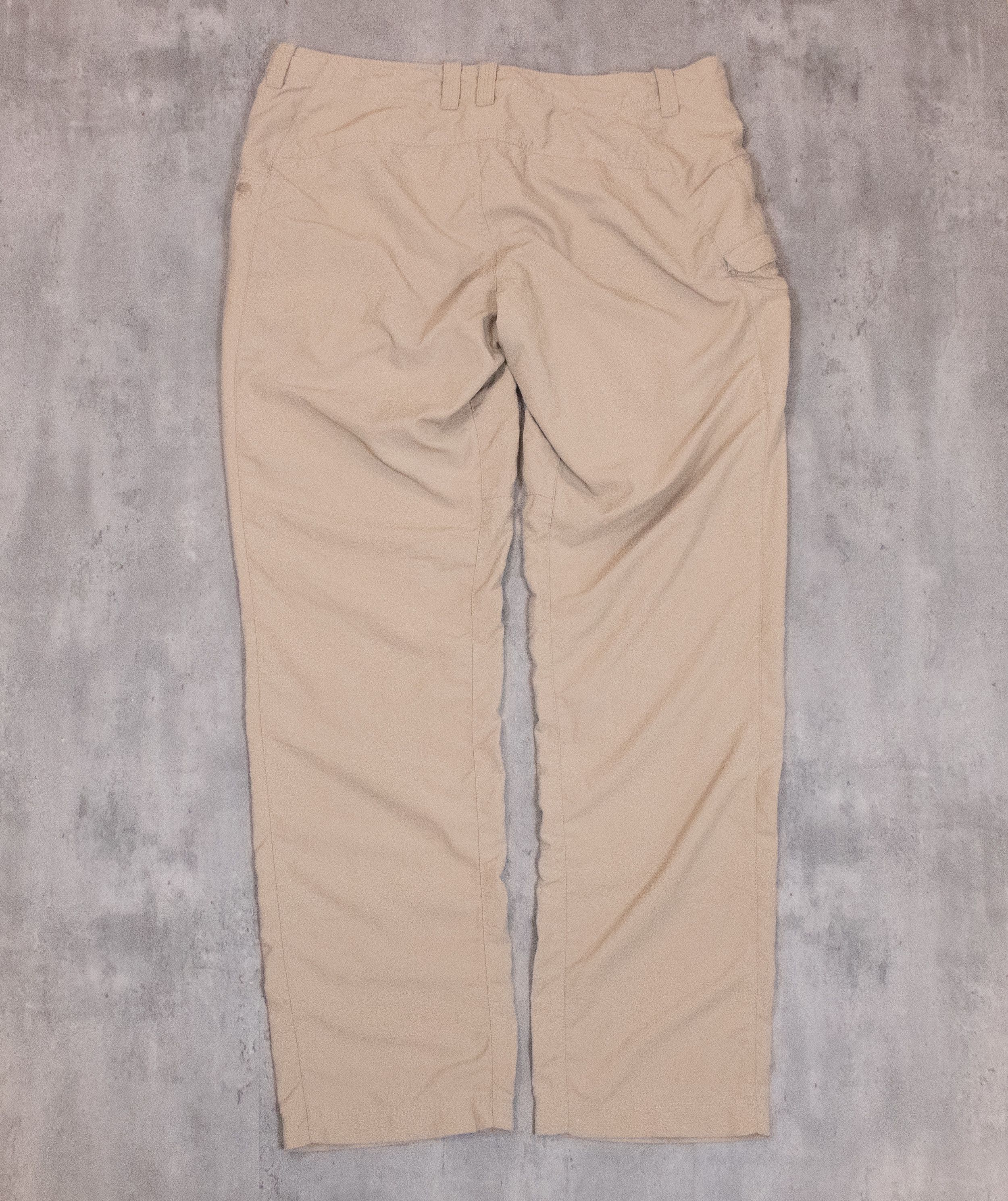 Mountain Hardwear Mountain Hardwear lightweight Cargo Tan Brown Pant's Size US 35 - 10 Thumbnail