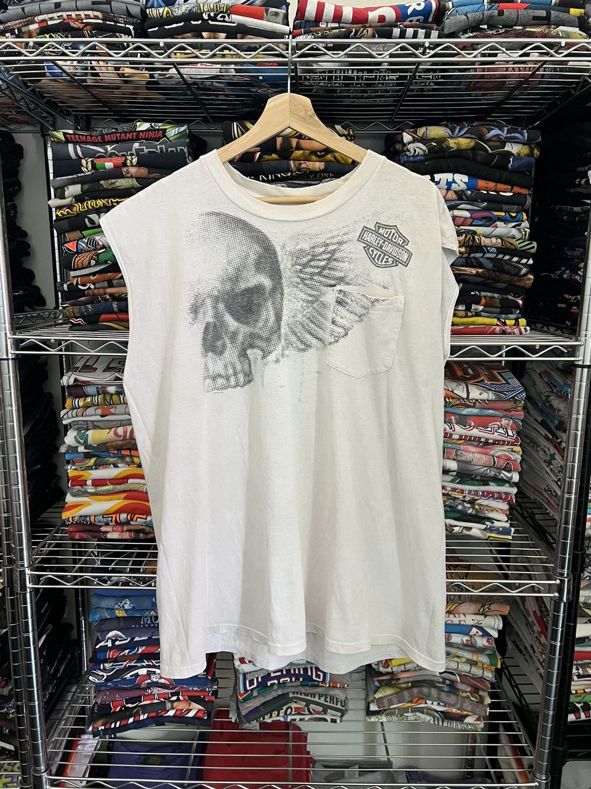 Harley Davidson H-D Black Widow Spider Skull Wings Pocket Tee Size US XL / EU 56 / 4 - 1 Thumbnail