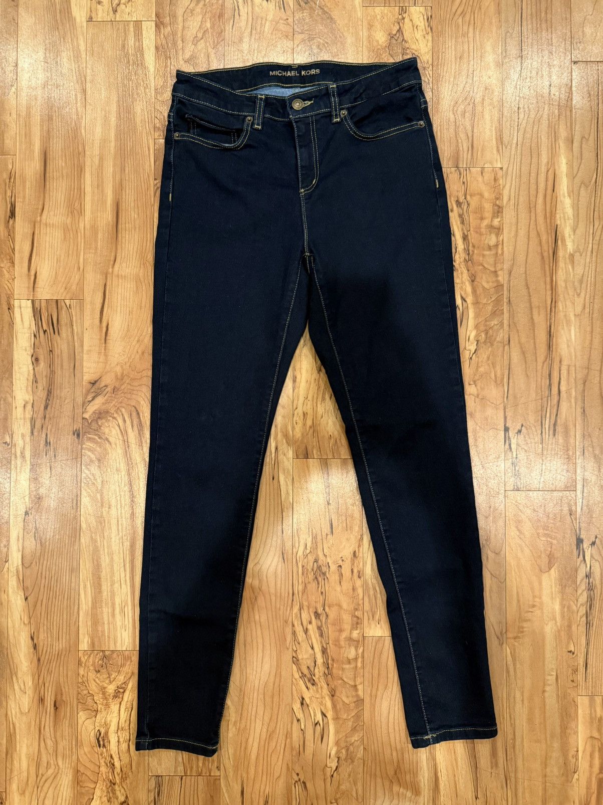 Michael Kors Michael Kors Izzy Skinny Jeans- Dark Wash, Mid-Rise Size 8 Size 30" / US 8 / IT 44 - 1 Thumbnail