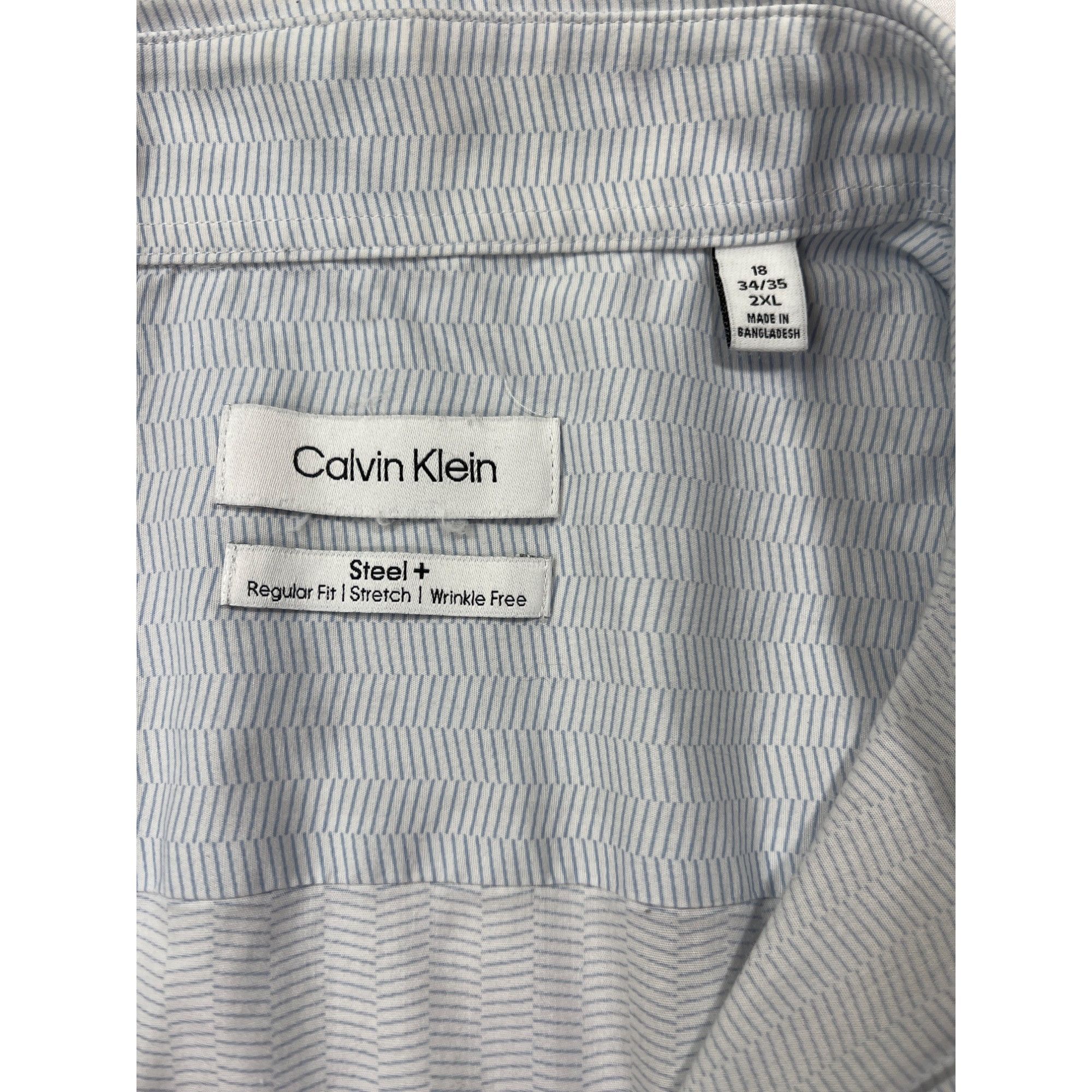 Calvin Klein Calvin Klein Mens Blue BUtton Up shirt Size 2XL SKU 7109 Size US XXL / EU 58 / 5 - 5 Thumbnail
