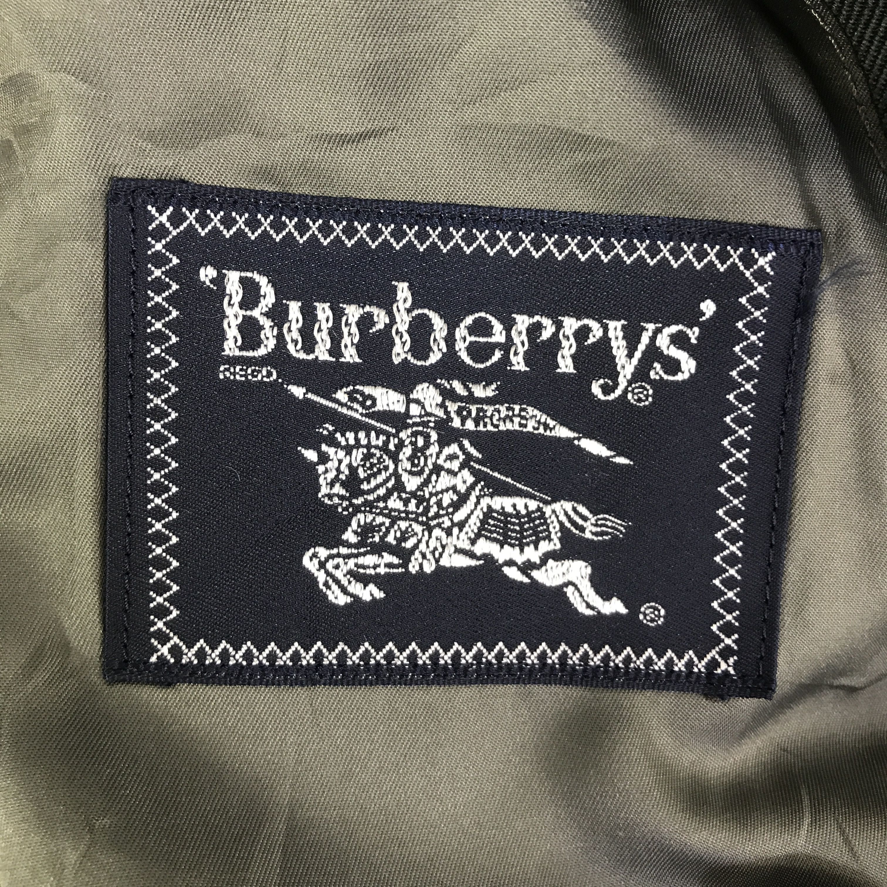 Burberry BURBERRY'S CLASSIC DOUBLE BREASTED BLAZER K111B19 Size US L / EU 52-54 / 3 - 10 Thumbnail