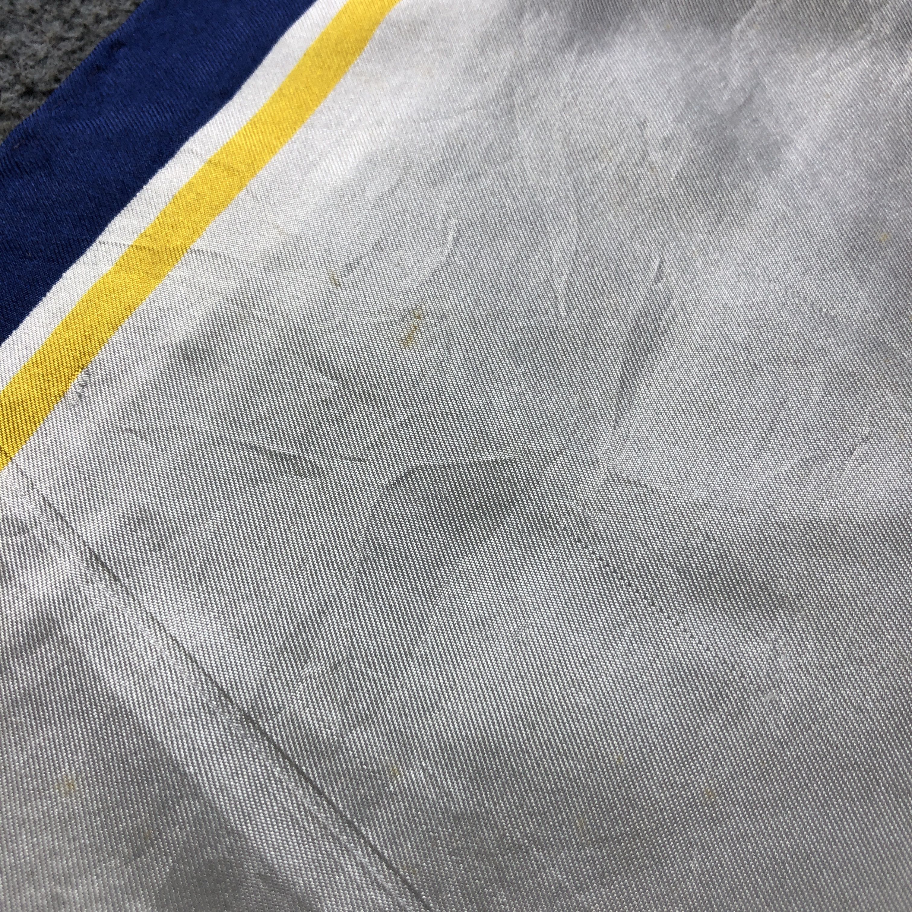 Vintage Abstract Hand Rolled Silk Scarf M1061 Size ONE SIZE - 9 Thumbnail