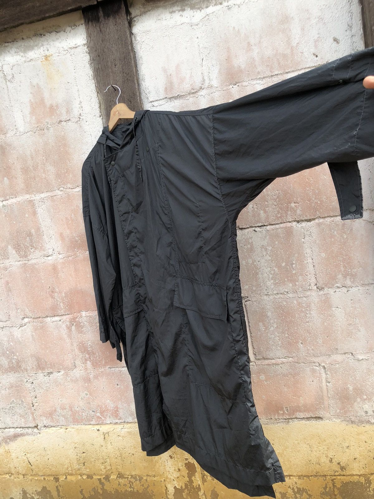 Uniqlo Uniqlo U Packable Raincoat Size US M / EU 48-50 / 2 - 3 Thumbnail