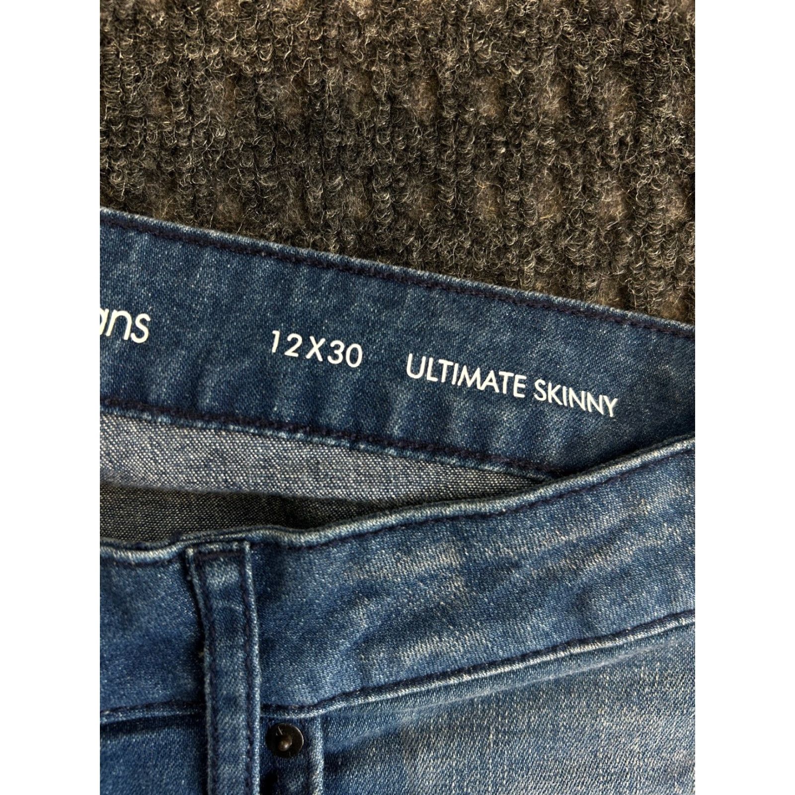 Calvin Klein Calvin Klein Jeans Ultimate Skinny Womens 12 Jeans 30 Blue Slim Fits 5-Pocket Logo ClassicCore Minimalist Fashion Denim Stretch Skinny 360 Star Blue Size 34" / US 12 / IT 48 - 4 Thumbnail