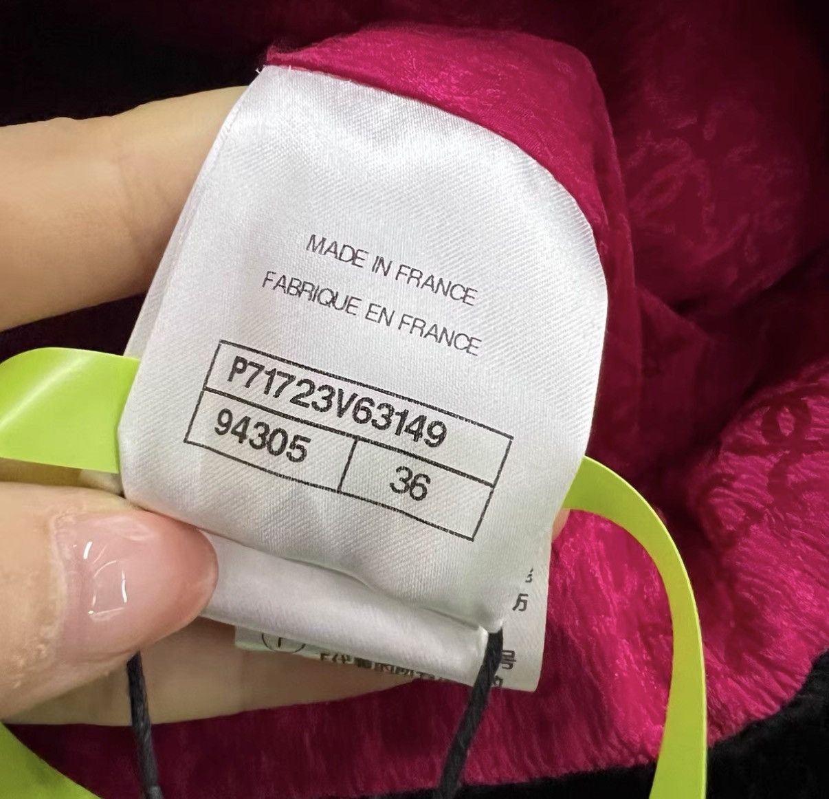 Chanel CHANEL Black & Pink Color Block Cropped Jacket J41 Size XS / US 0-2 / IT 36-38 - 5 Thumbnail