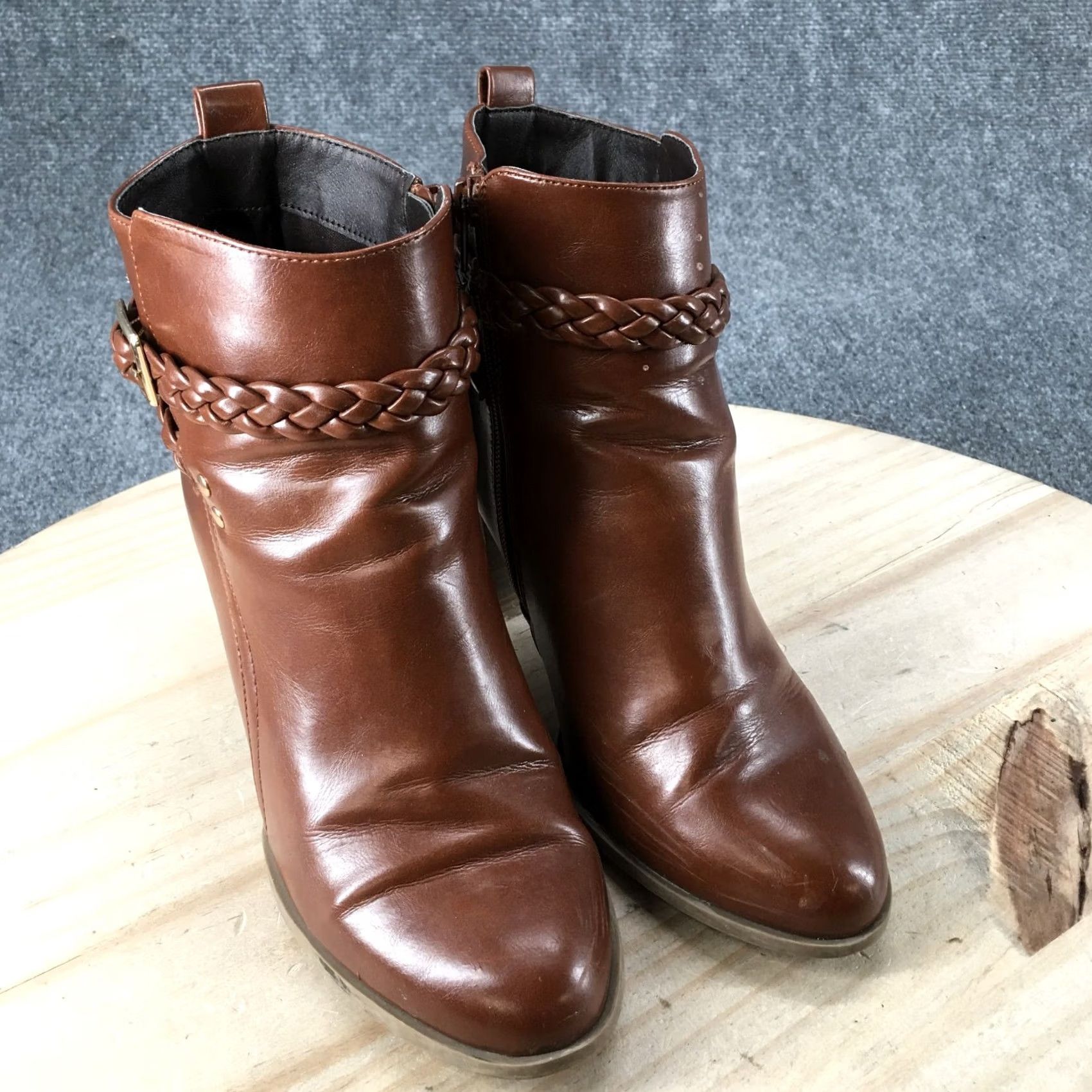 American Eagle Outfitters American Eagle Outfitters Boots Womens 9 Braided Strap Side Zip Heels Ankle Bootie Brown Size US 9 / IT 39 - 3 Thumbnail