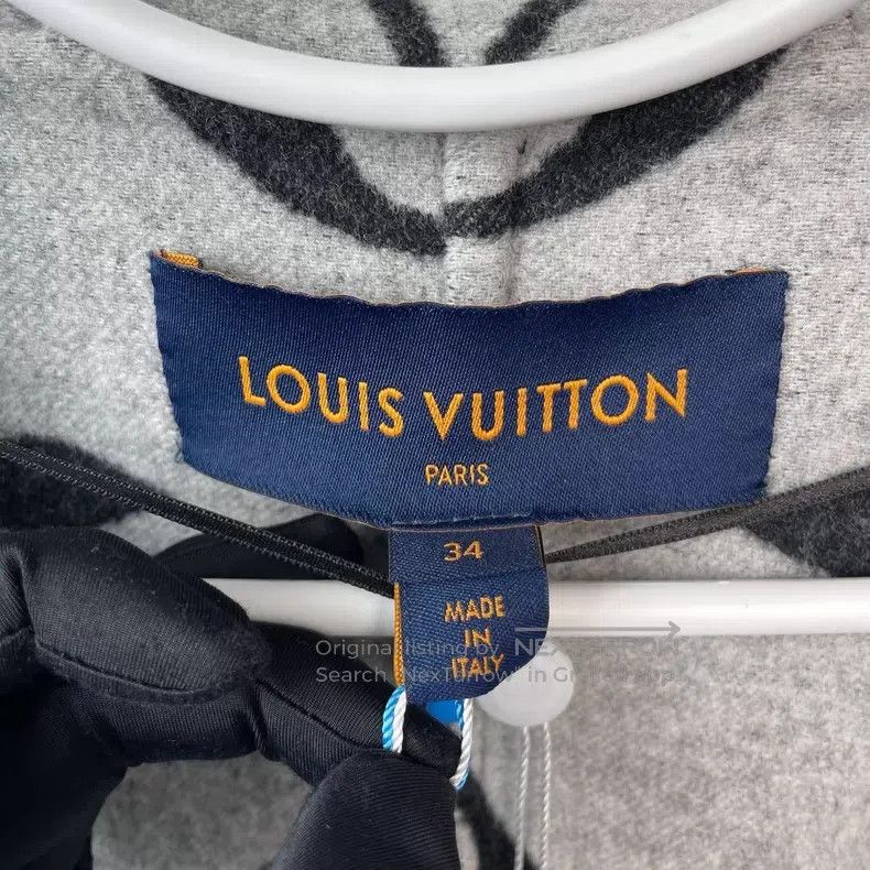 Louis Vuitton Louis Vuitton Long black bathrobe coat with full print and Size XXS / US 00 / IT 34 - 6 Thumbnail