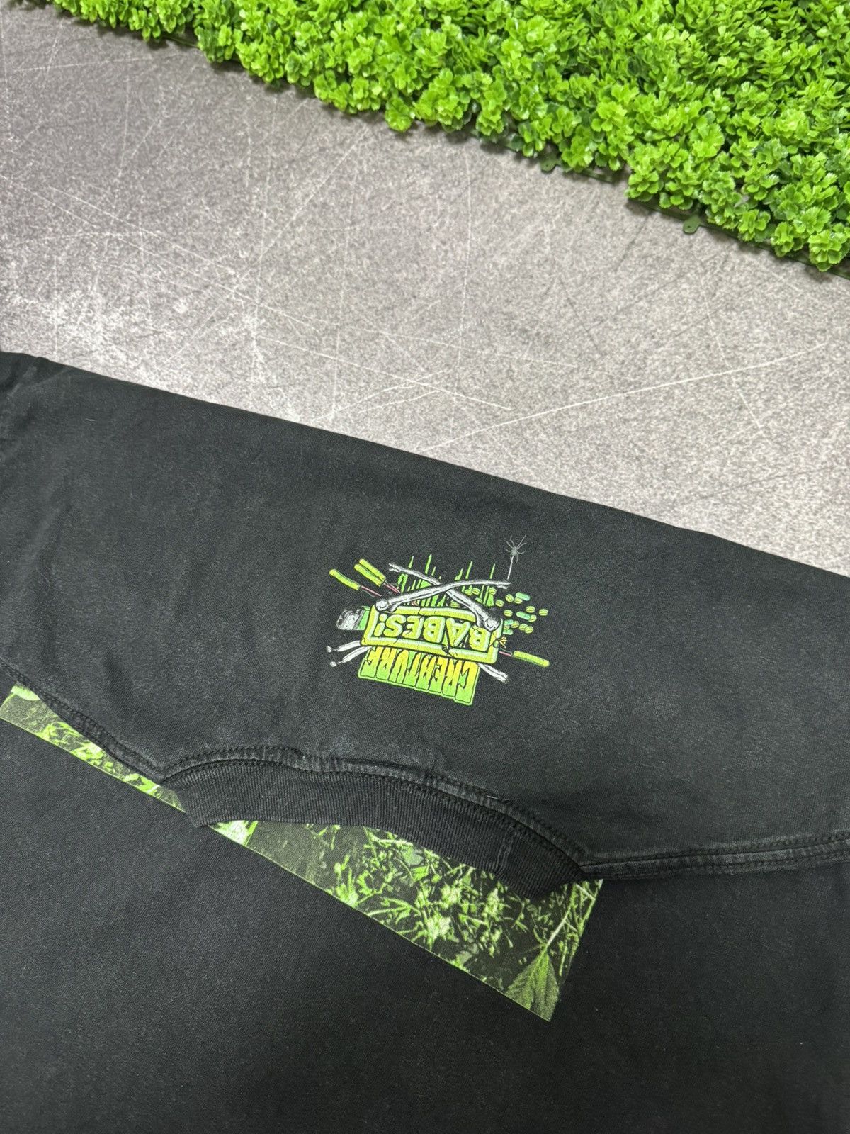 Blind Skateboards Vintage creature skateboards weed graphic tshirt hook ups Size US L / EU 52-54 / 3 - 7 Thumbnail