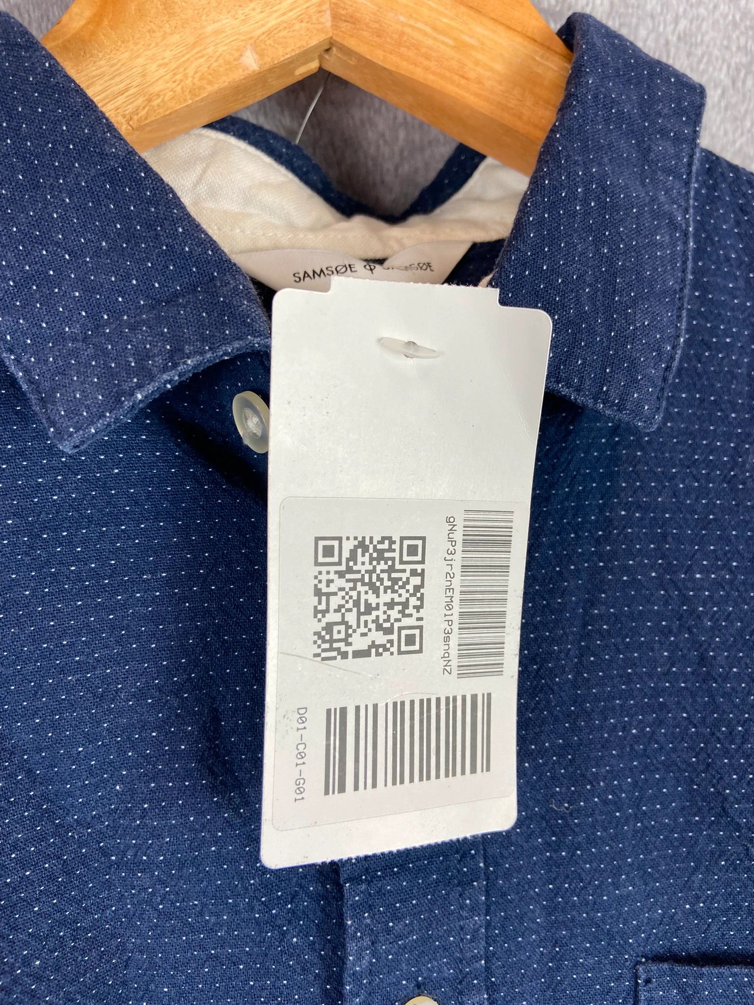 Samsoe Samsoe Samsoe Samsoe Textured Navy Shirt Size M Size US M / EU 48-50 / 2 - 3 Thumbnail