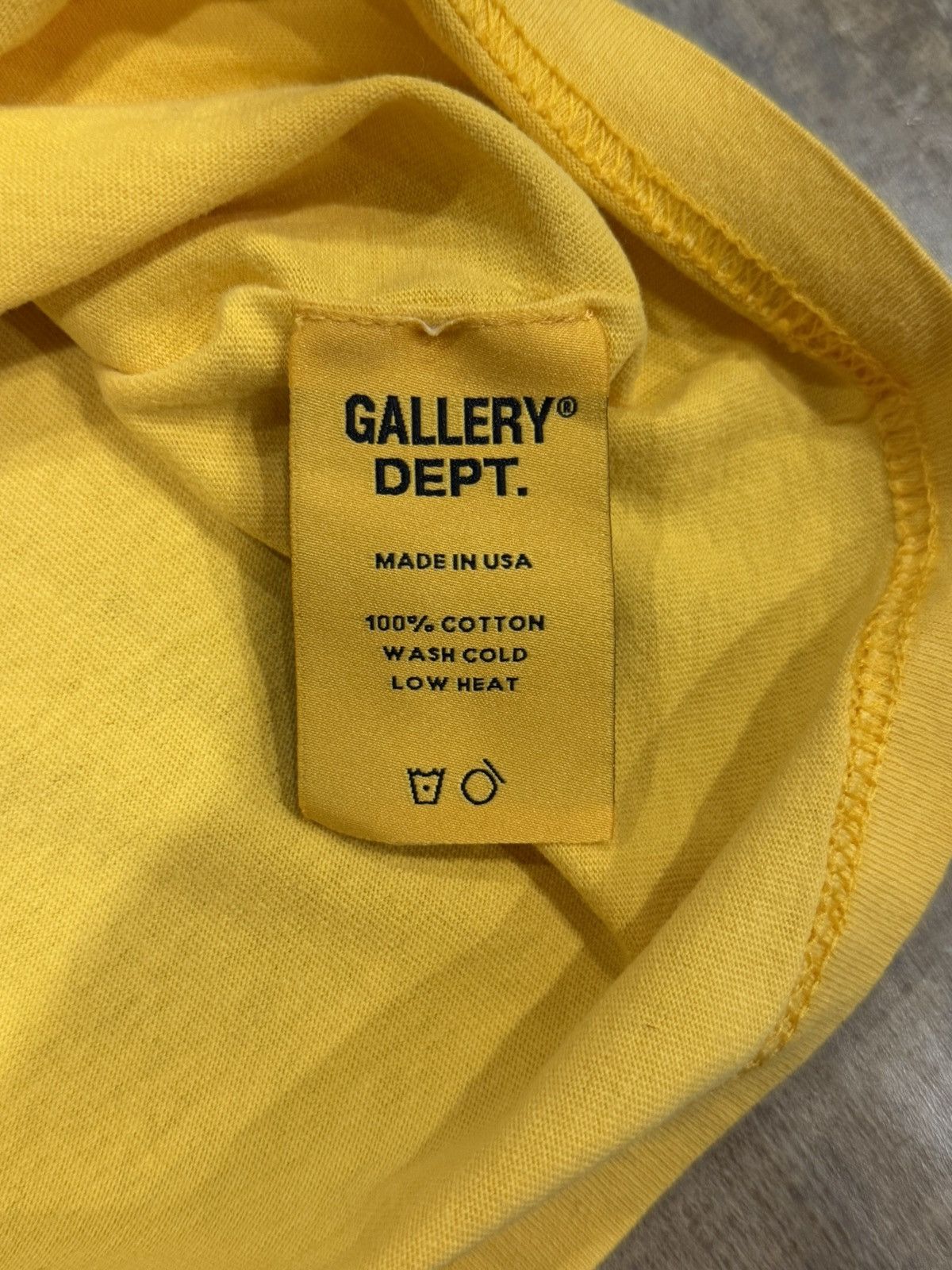 Gallery Dept. RARE Gallery Dept Yellow Souvenir Logo Tee Hollywood Vintage Size US XL / EU 56 / 4 - 8 Thumbnail