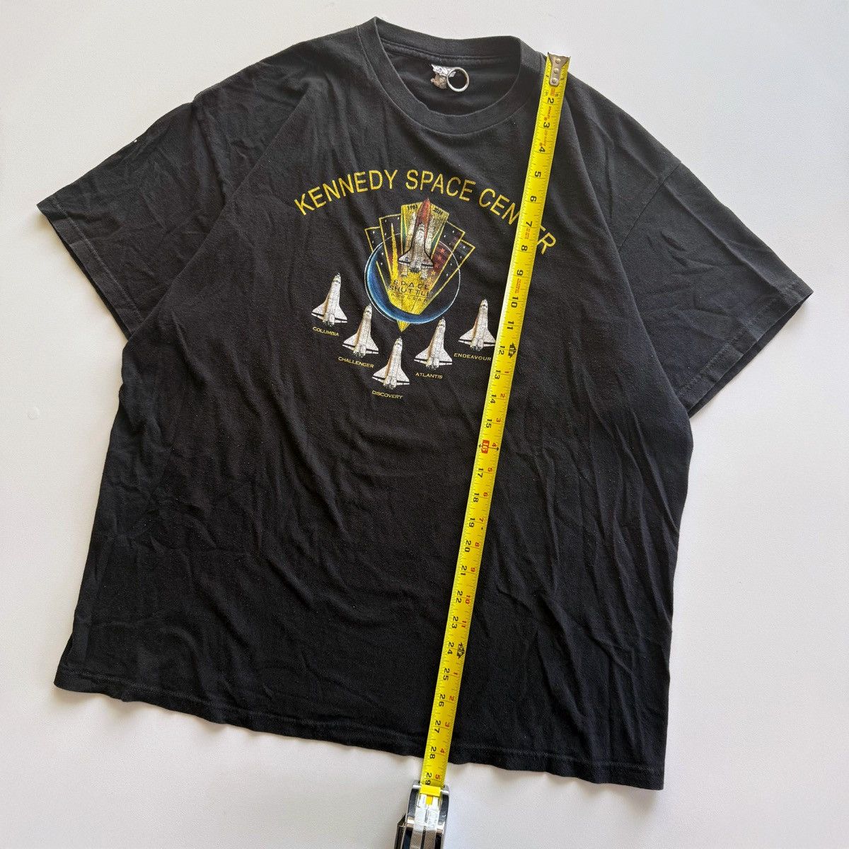 Vintage 2011 Vintage NASA Space Shuttle Program Tee Size US XL / EU 56 / 4 - 8 Thumbnail