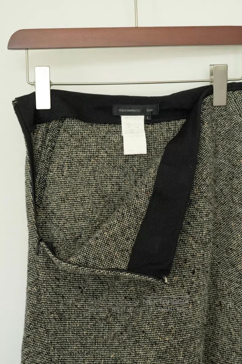 Yohji Yamamoto Yohji Yamamoto size 1 2005aw Irregular Torsion Bias Fishtai Size 24" / US 00 / IT 34 - 9 Thumbnail