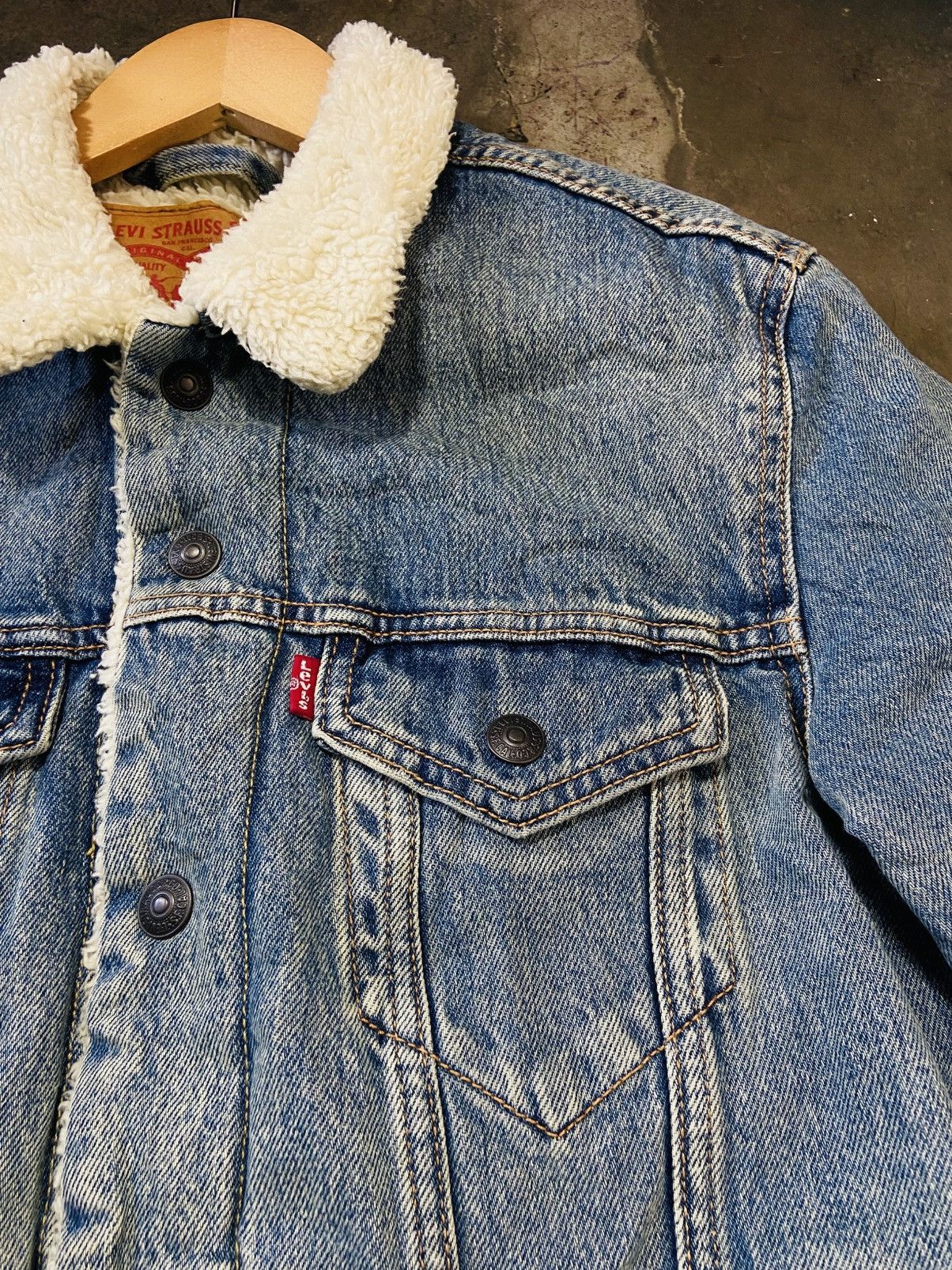 Levi's Levis Sherpa Lined Snap Button Trucker Jacket Size US S / EU 44-46 / 1 - 8 Thumbnail