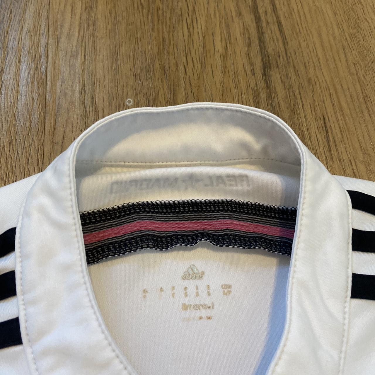 Adidas 2014-15 Real Madrid Home Football Shirt Size US S / EU 44-46 / 1 - 5 Thumbnail