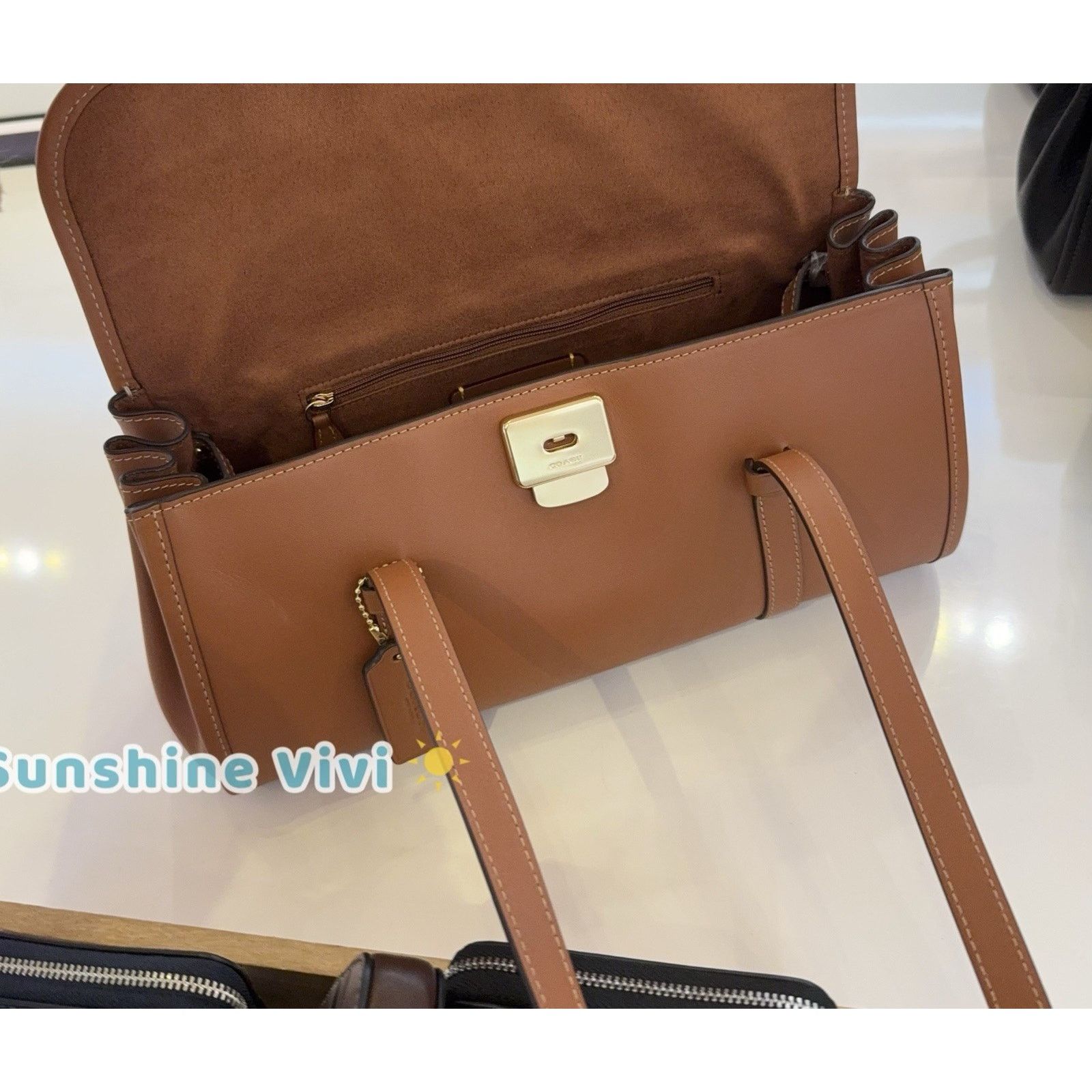 Coach NWT Coach Bridget Flap Shoulder Bag CDB05 Gold/Tan Size ONE SIZE - 9 Thumbnail