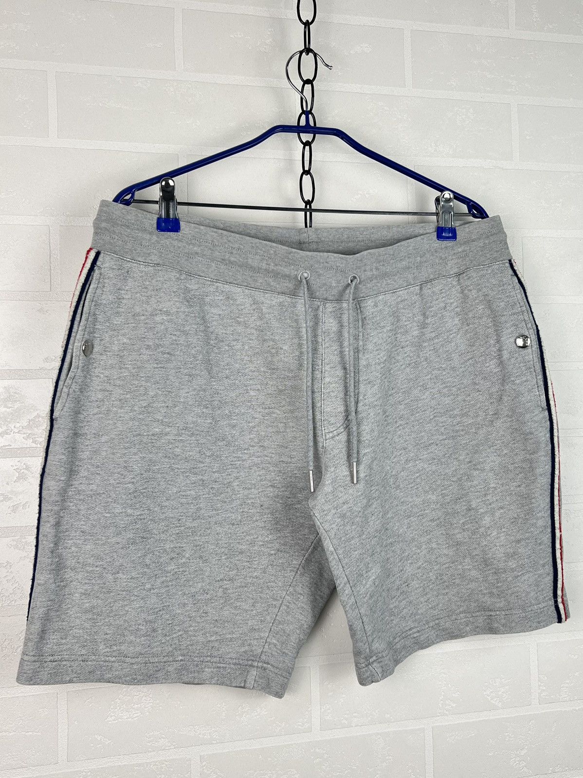 Moncler MONCLER Shorts Cotton Pantalone Corto Side Bands Gray Men's Size US 36 / EU 52 - 2 Thumbnail