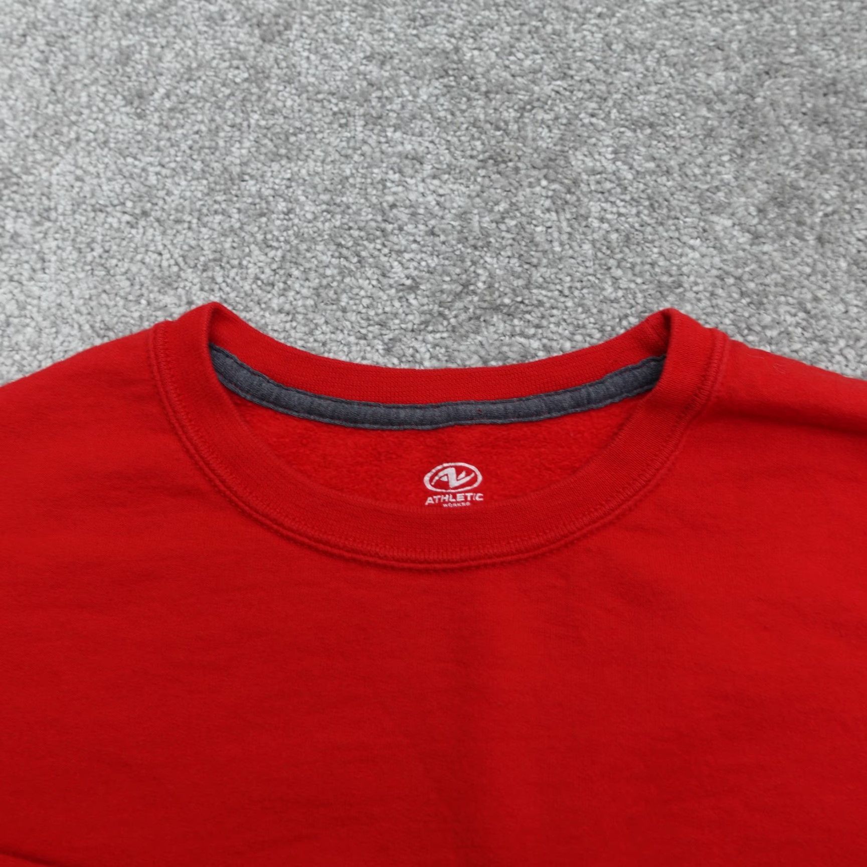 Athletic Works Athletic Works Sweatshirt Unisex Adult S Red Cotton Blend Fleece Solid Long Sleeve Crew Neck Regular Fit Outdoor Classic Size US S / EU 44-46 / 1 - 3 Thumbnail