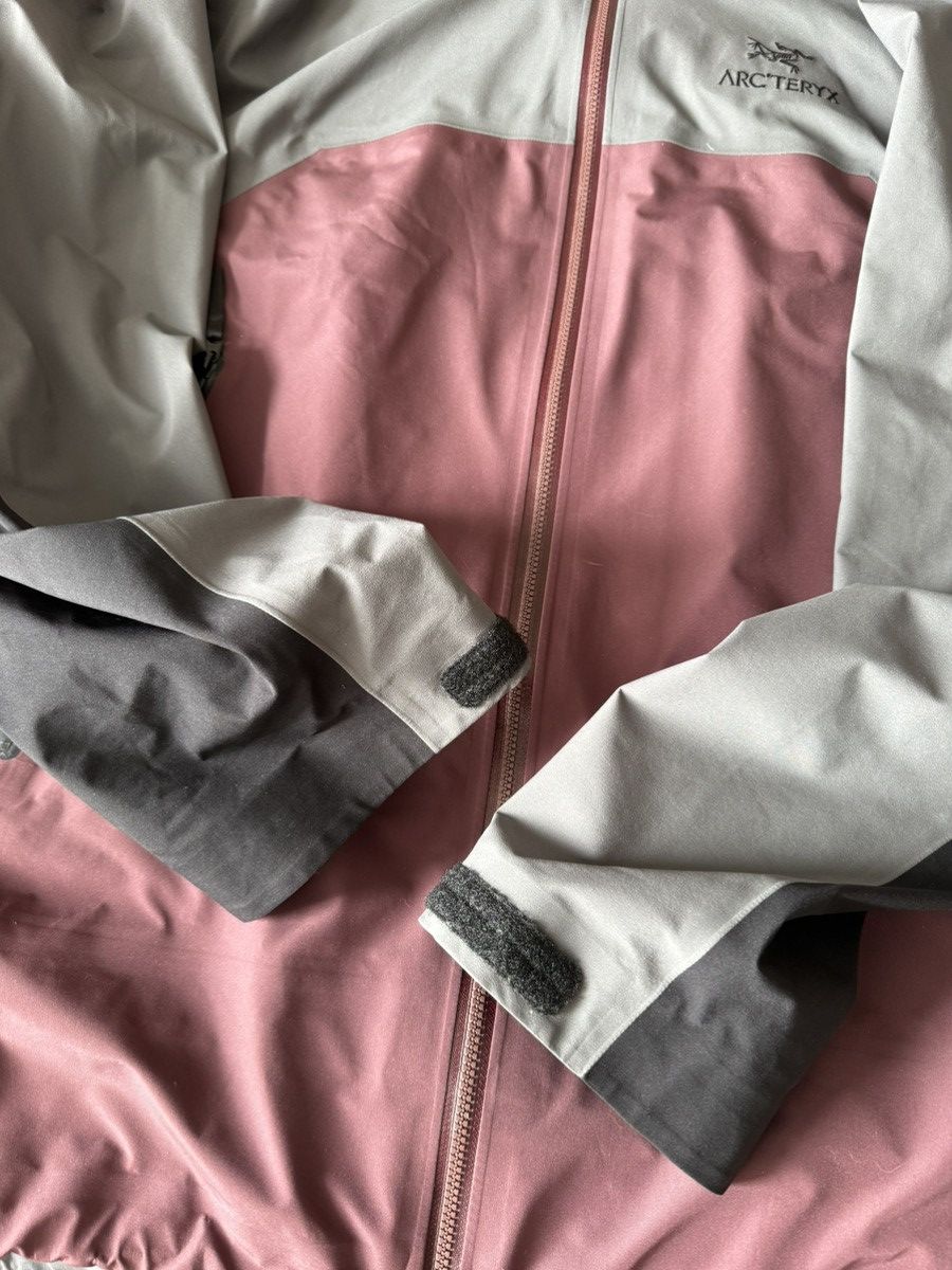 Arc'teryx Arc’teryx Beta Jacket Recut no 11 Size US M / EU 48-50 / 2 - 3 Thumbnail