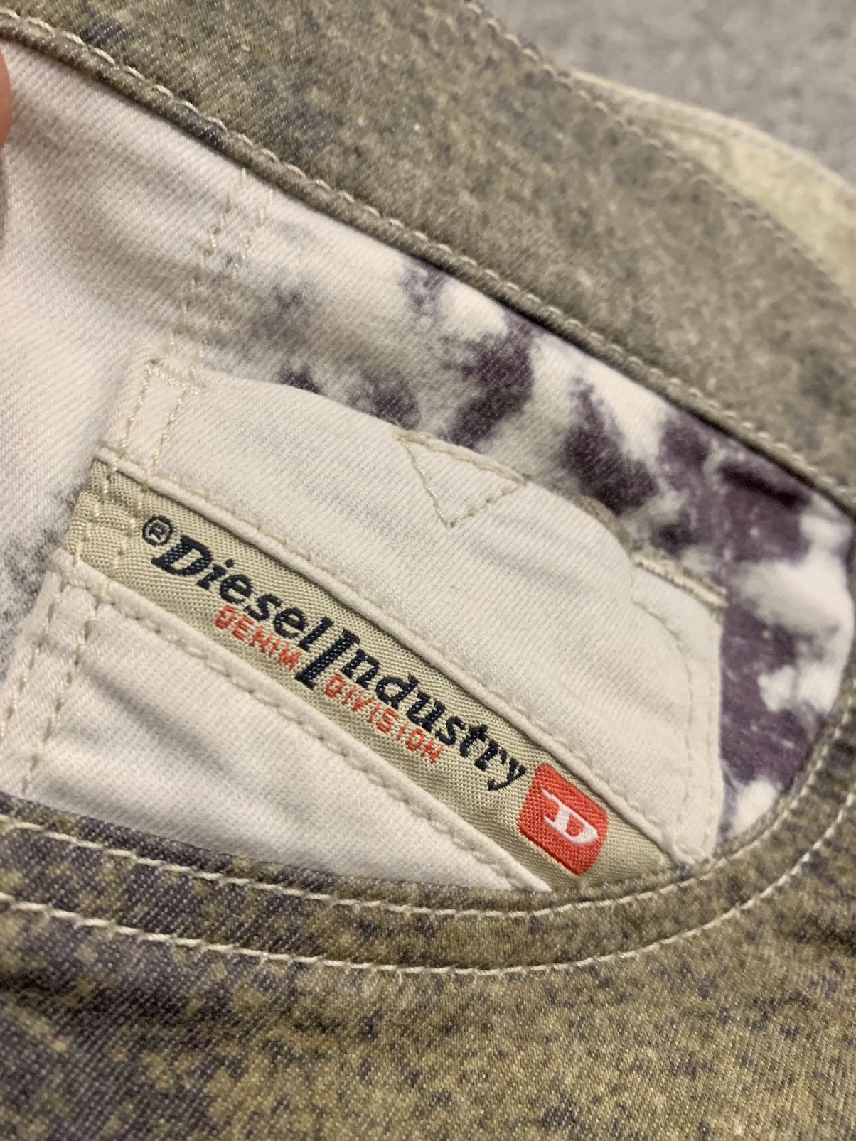 Diesel Retro Diesel Industries All Over Print Pants Size 27" / US 4 / IT 40 - 4 Thumbnail