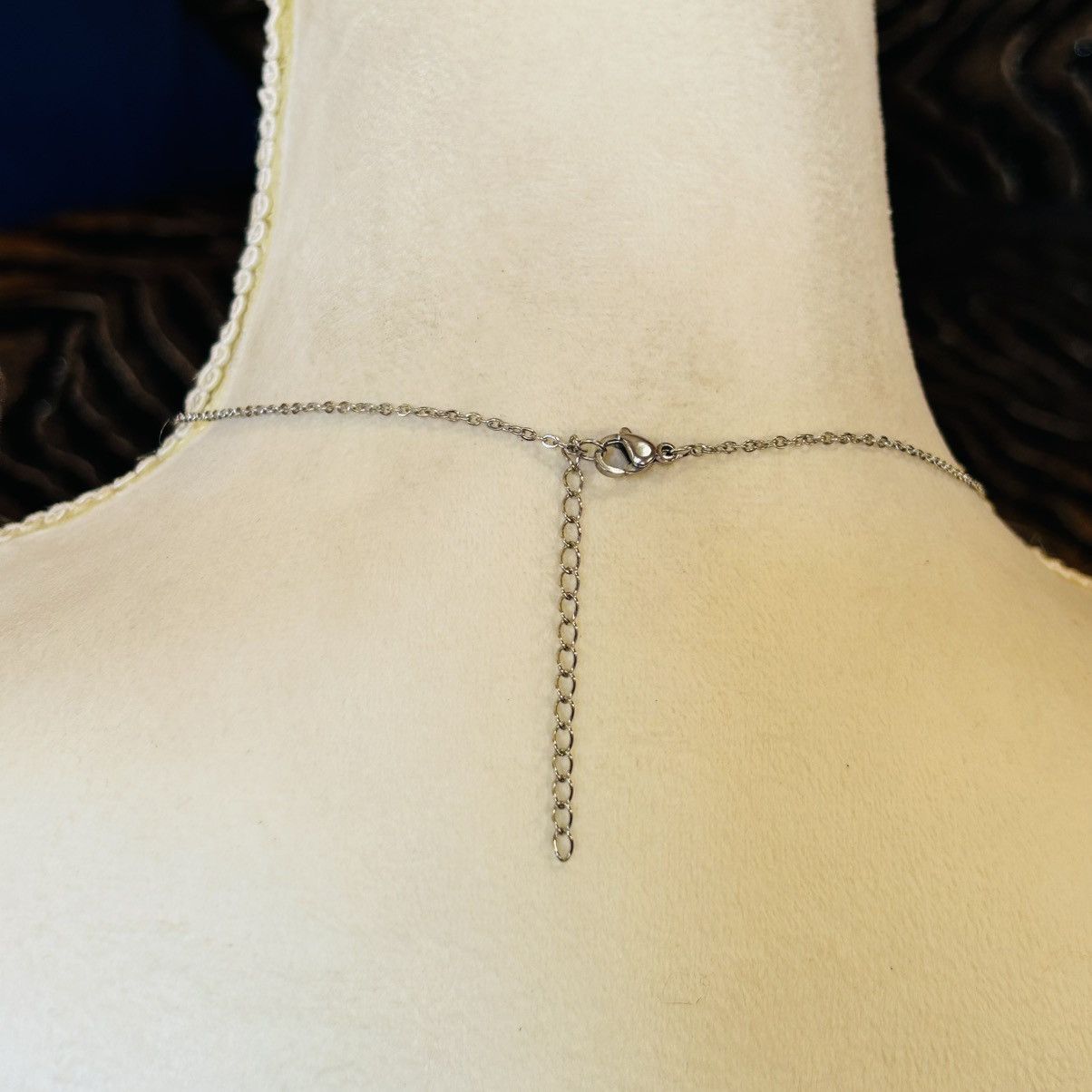 Handmade Handcrafted genuine fresh water pearl pendant necklace Size ONE SIZE - 9 Thumbnail