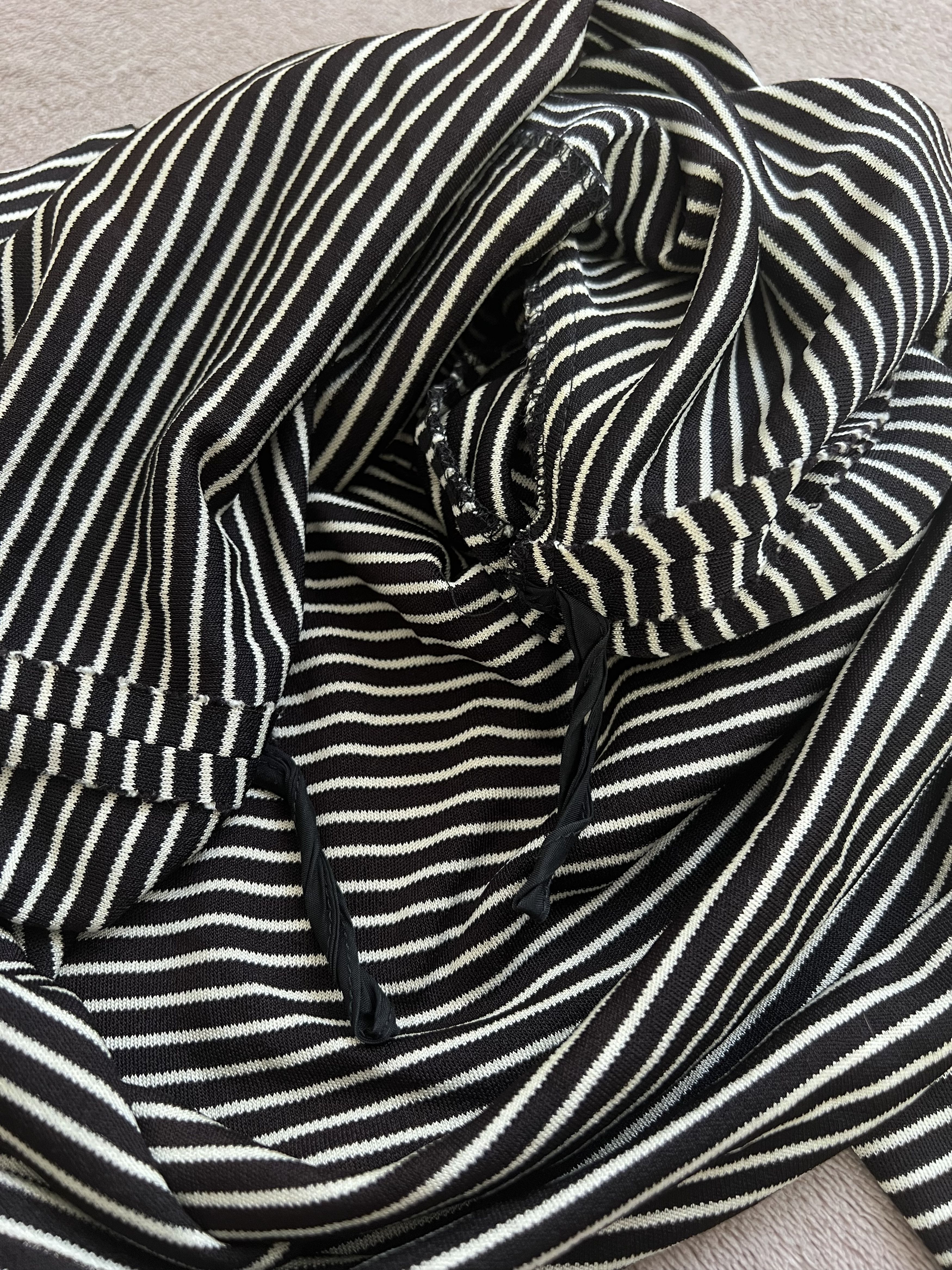 Saint Laurent Paris × Vintage × Yves Saint Laurent Saint Laurent 80s Striped Knit One Shoulder Top Jumper Size M / US 6-8 / IT 42-44 - 6 Thumbnail