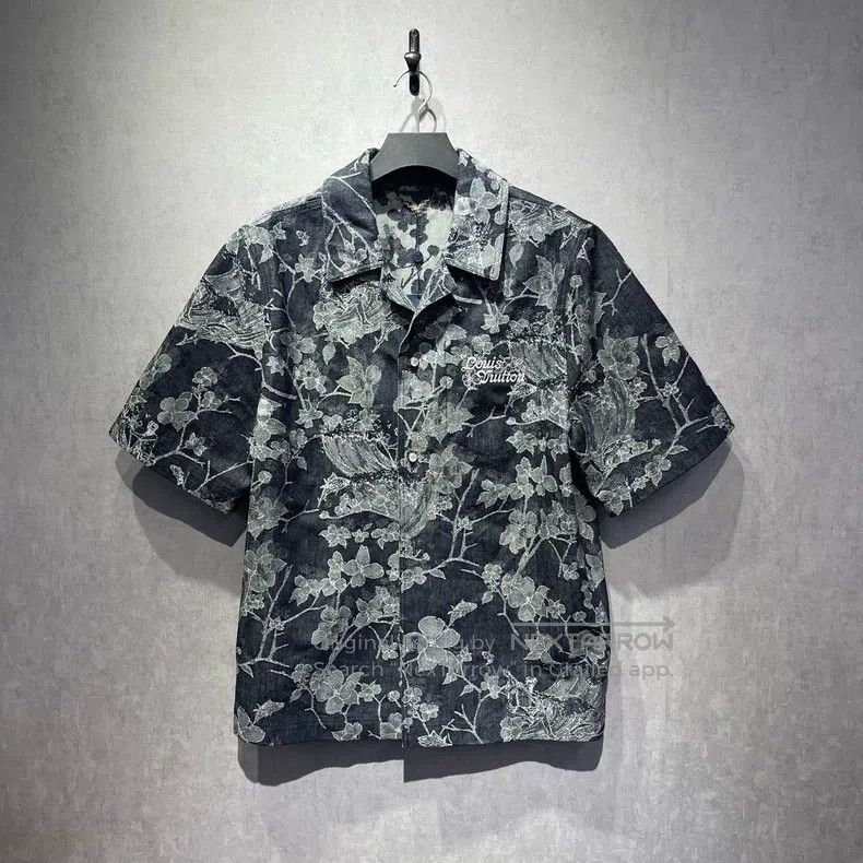 Louis Vuitton Louis Vuitton Plants and Flowers Full Print Denim Short Sl Size US XL / EU 56 / 4 - 1 Thumbnail