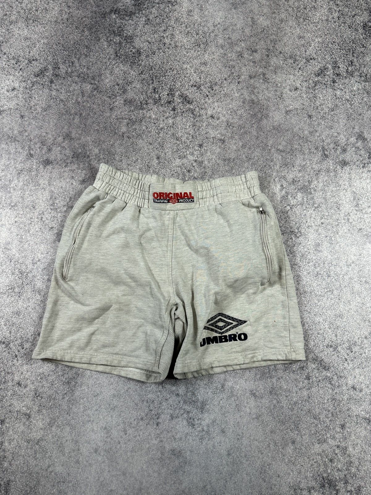 Umbro Vintage Umbro Logo Shorts Casual Streetwear Rare M VTg Size US 32 / EU 48 - 1 Thumbnail