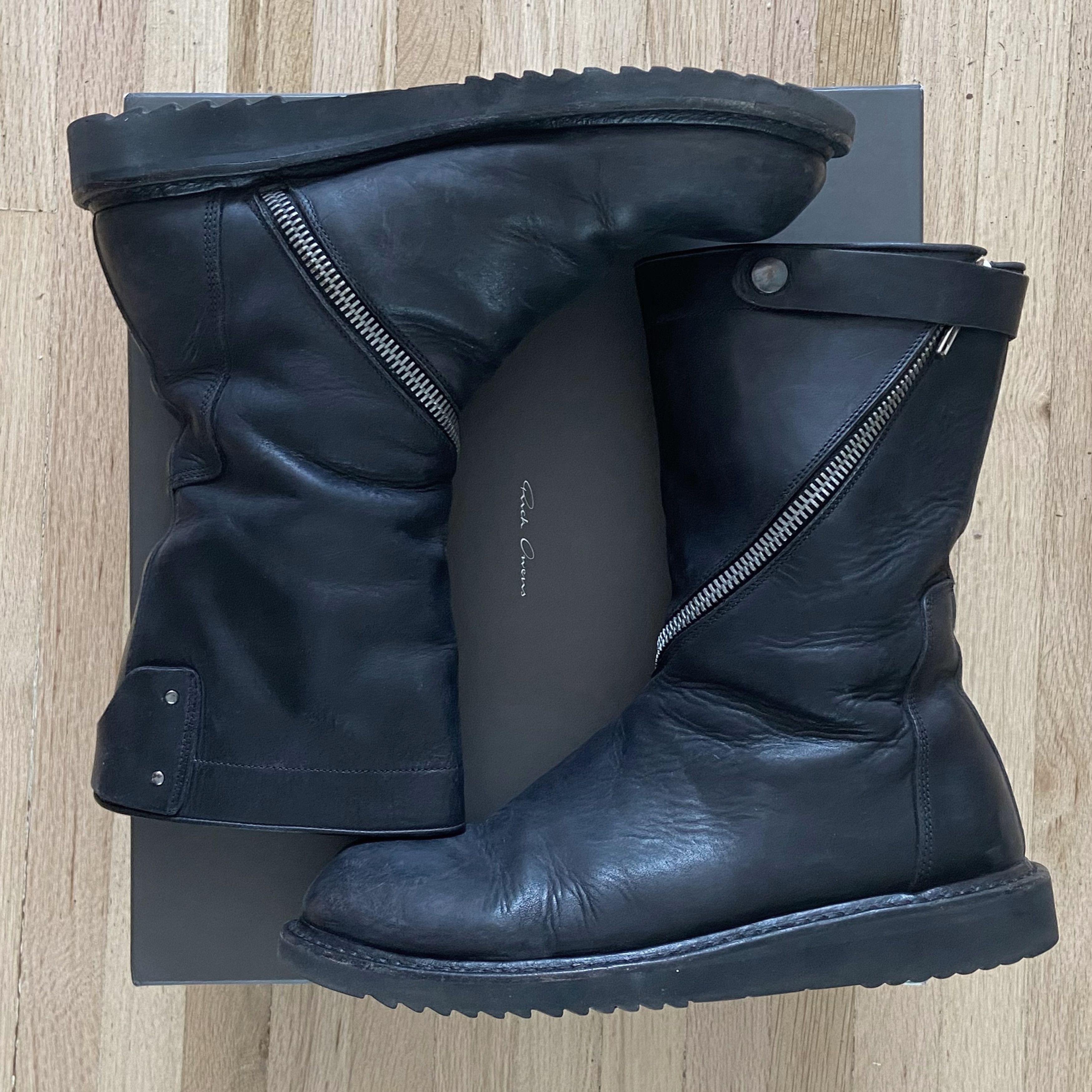 Rick owens spiral zip boots online