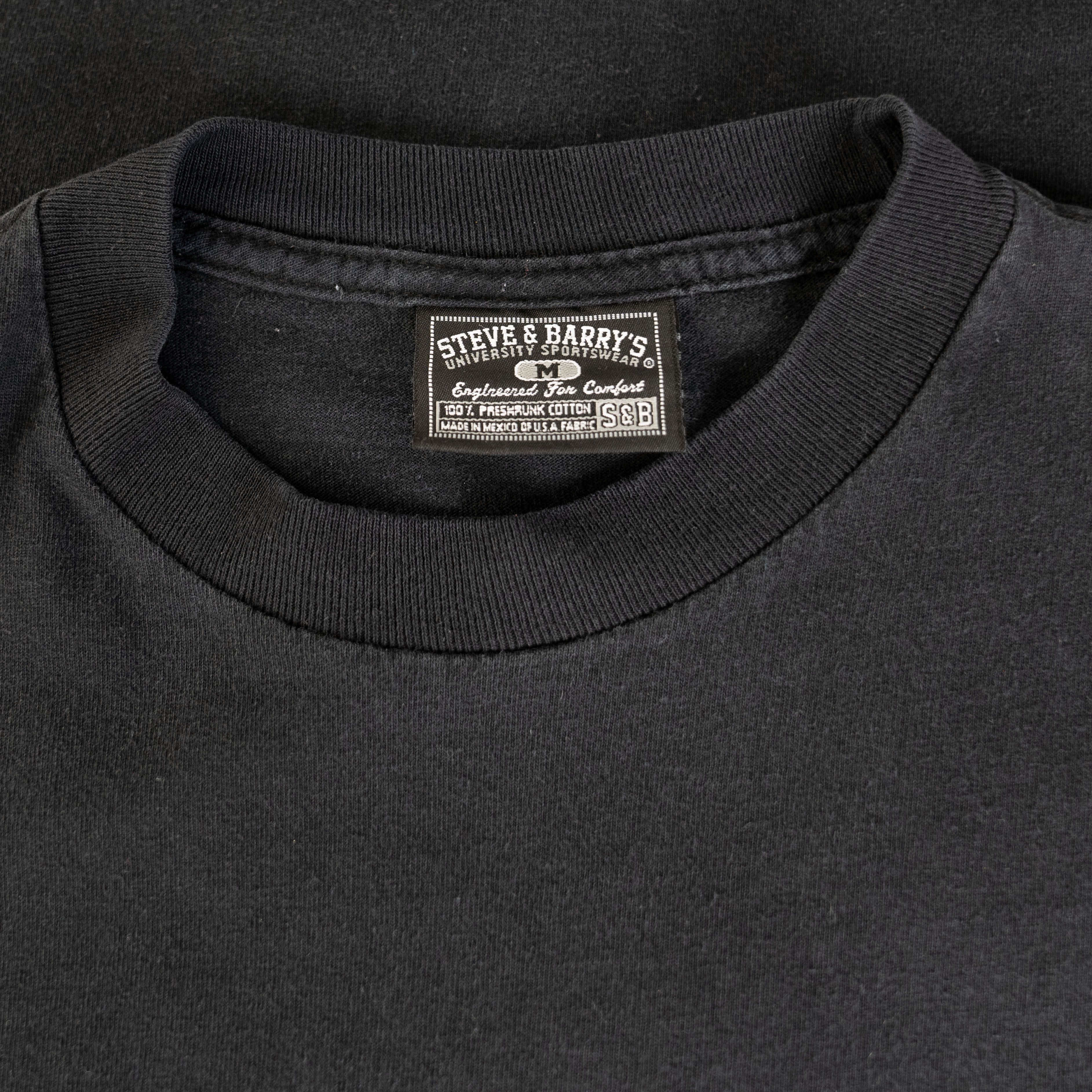 WWE Vintage 1990's NWO New World Order WCW Tee Shirt Size US M / EU 48-50 / 2 - 3 Thumbnail