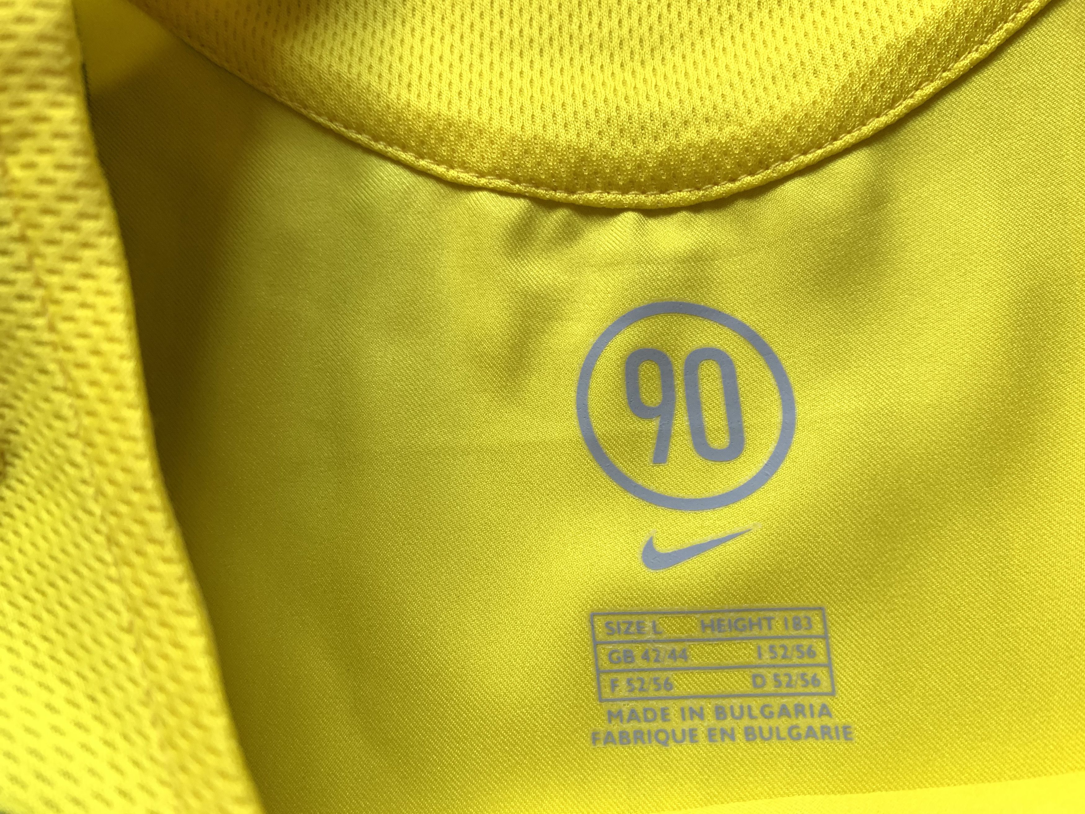 Nike Vintage Nike Borussia Dortmund Away Shirt 2005-2006 Size US L / EU 52-54 / 3 - 7 Thumbnail
