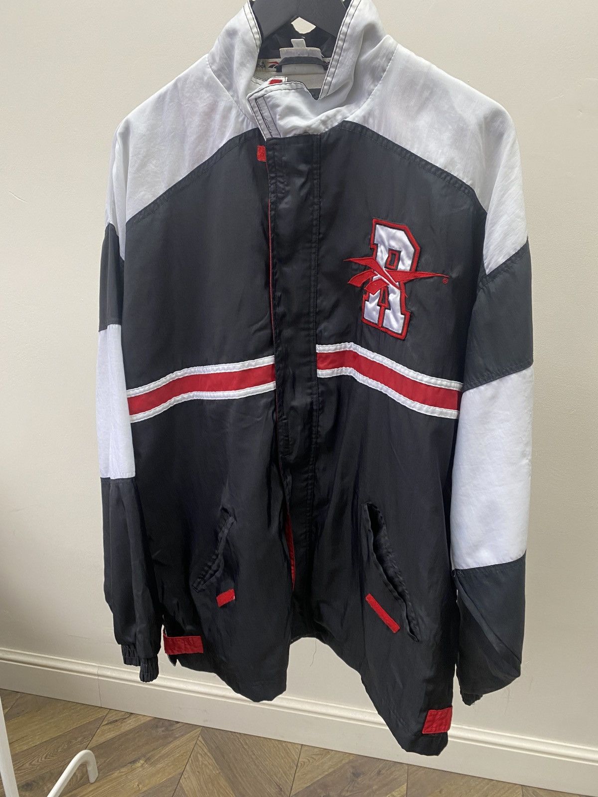 Reebok Vintage Reebok retro track jacket Size US L / EU 52-54 / 3 - 3 Thumbnail