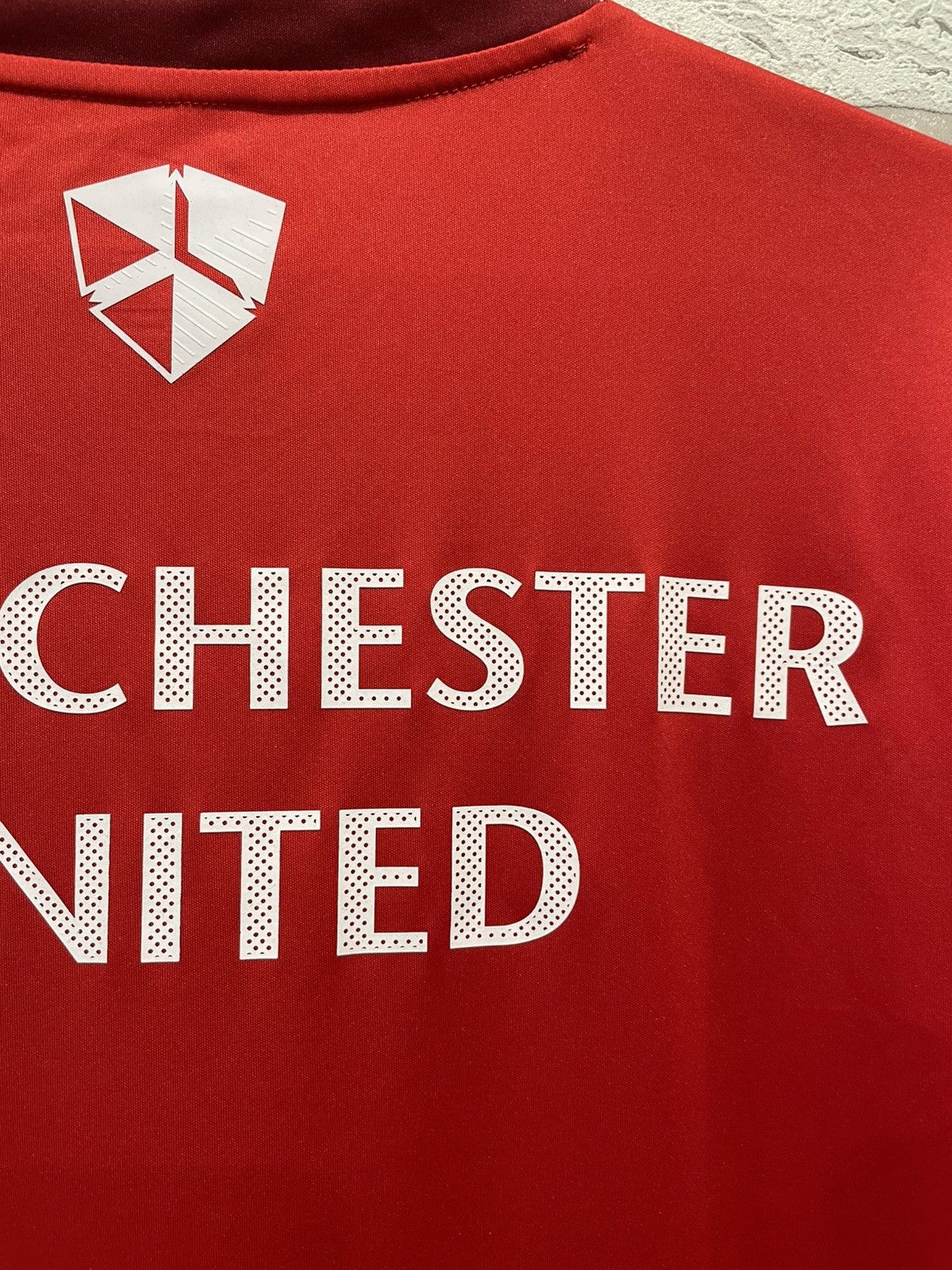 Vintage Manchester United 2011 2012 Training Soccer Jersey Shirt Size US M / EU 48-50 / 2 - 18 Thumbnail