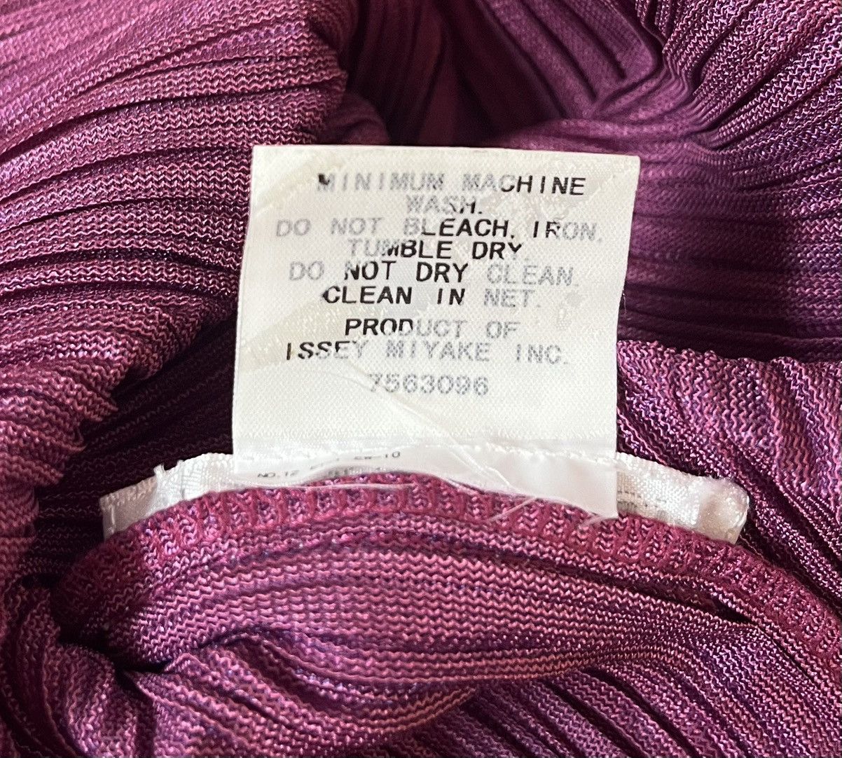 Homme Plisse Issey Miyake *FINAL DROP* Issey miyake pleats please avant garde tank Size S / US 4 / IT 40 - 4 Thumbnail