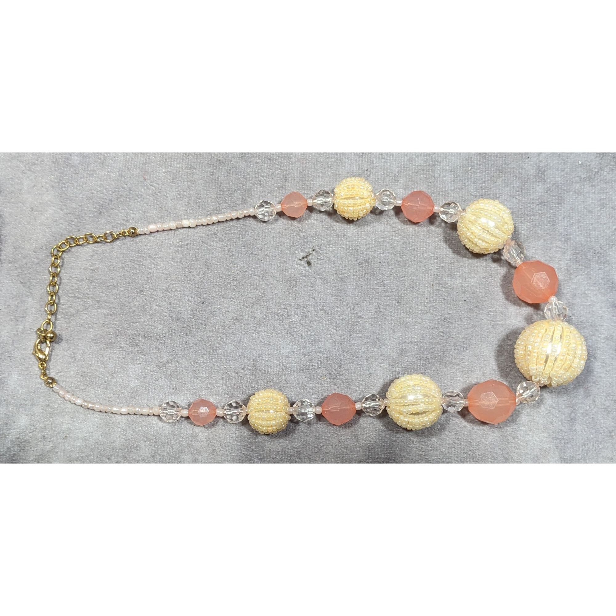 Other Vintage Coquette Retro Pink And Yellow Beaded Necklace Size ONE SIZE - 6 Thumbnail
