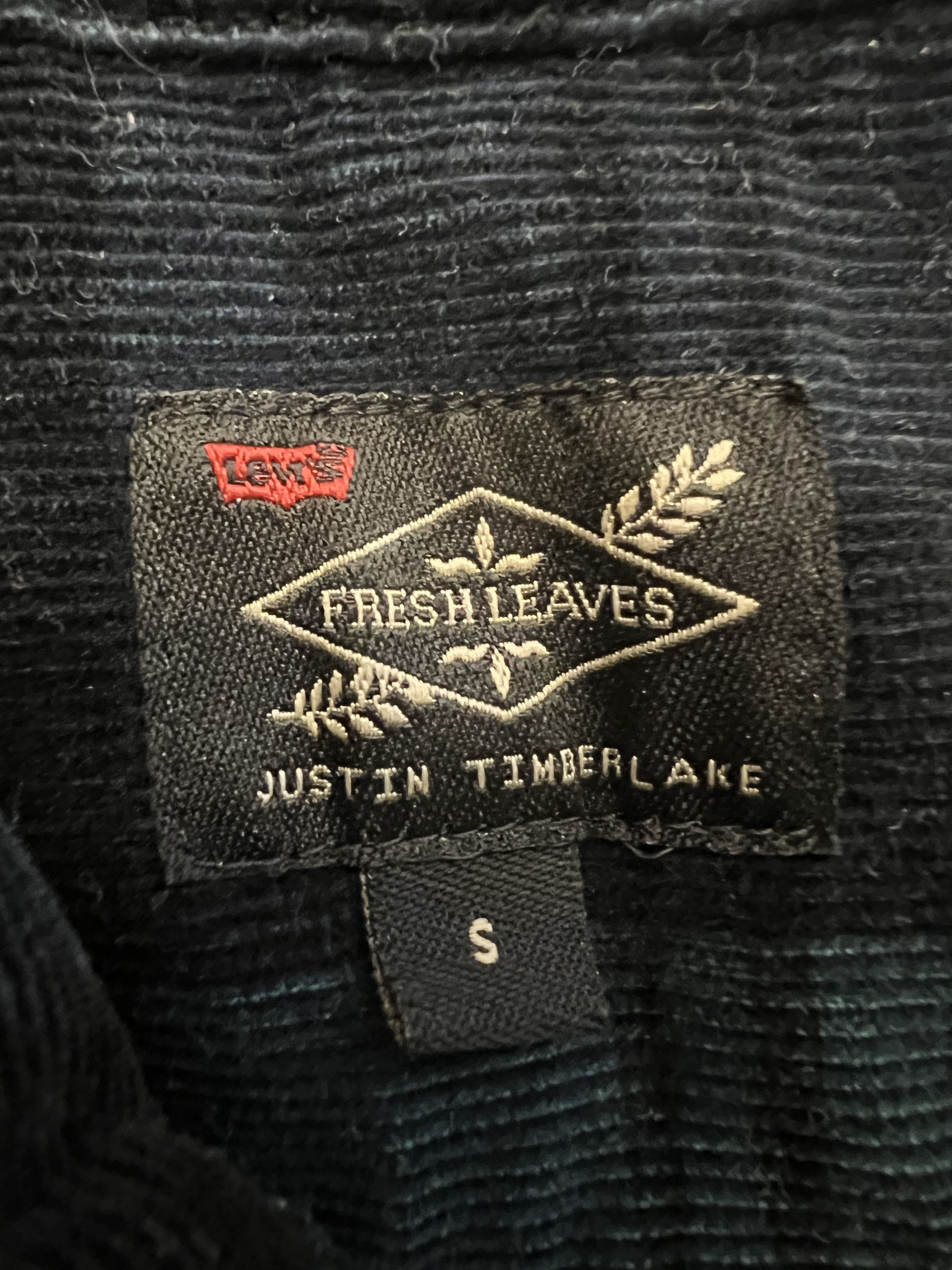 Levi's Levi's men's 1/4 zip corduroy shirt, small Size US S / EU 44-46 / 1 - 2 Thumbnail