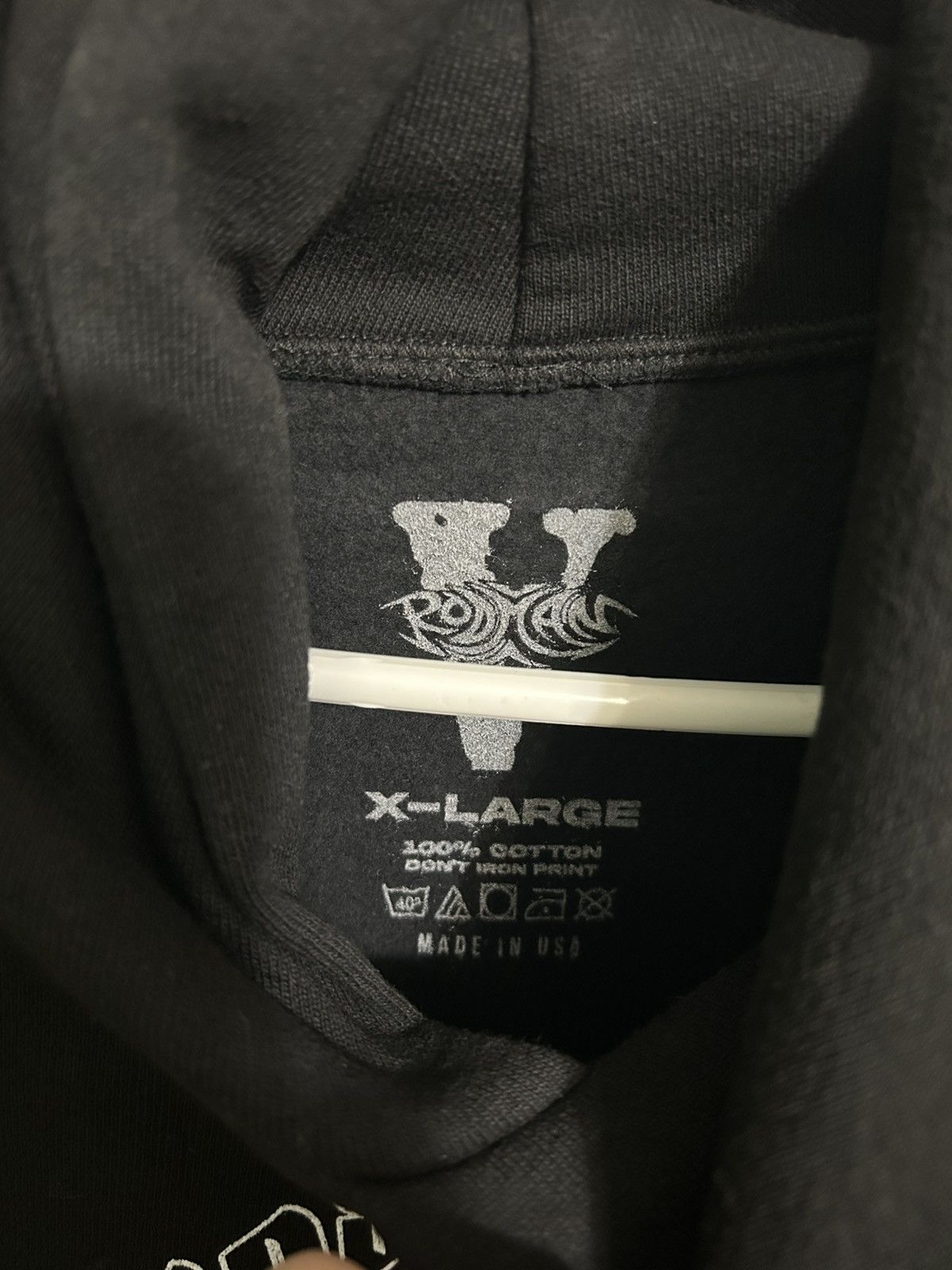 Vlone Vlone Dennis Rodman tongue out Hoodie Brand new Size US XL / EU 56 / 4 - 6 Thumbnail