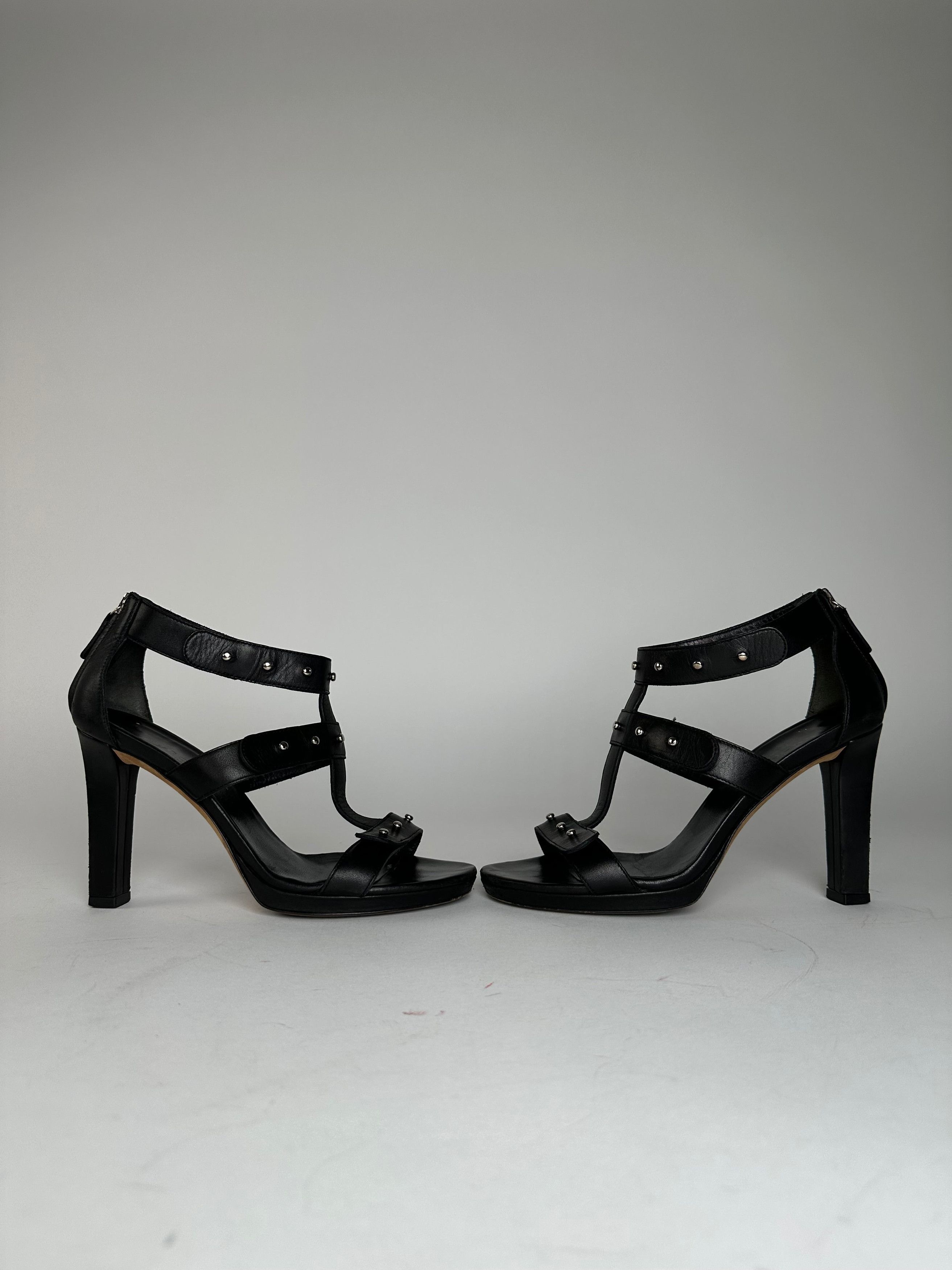 Gucci Vintage Studded Leather Pumps Black EU36 Size US 5 / IT 35 - 1 Thumbnail