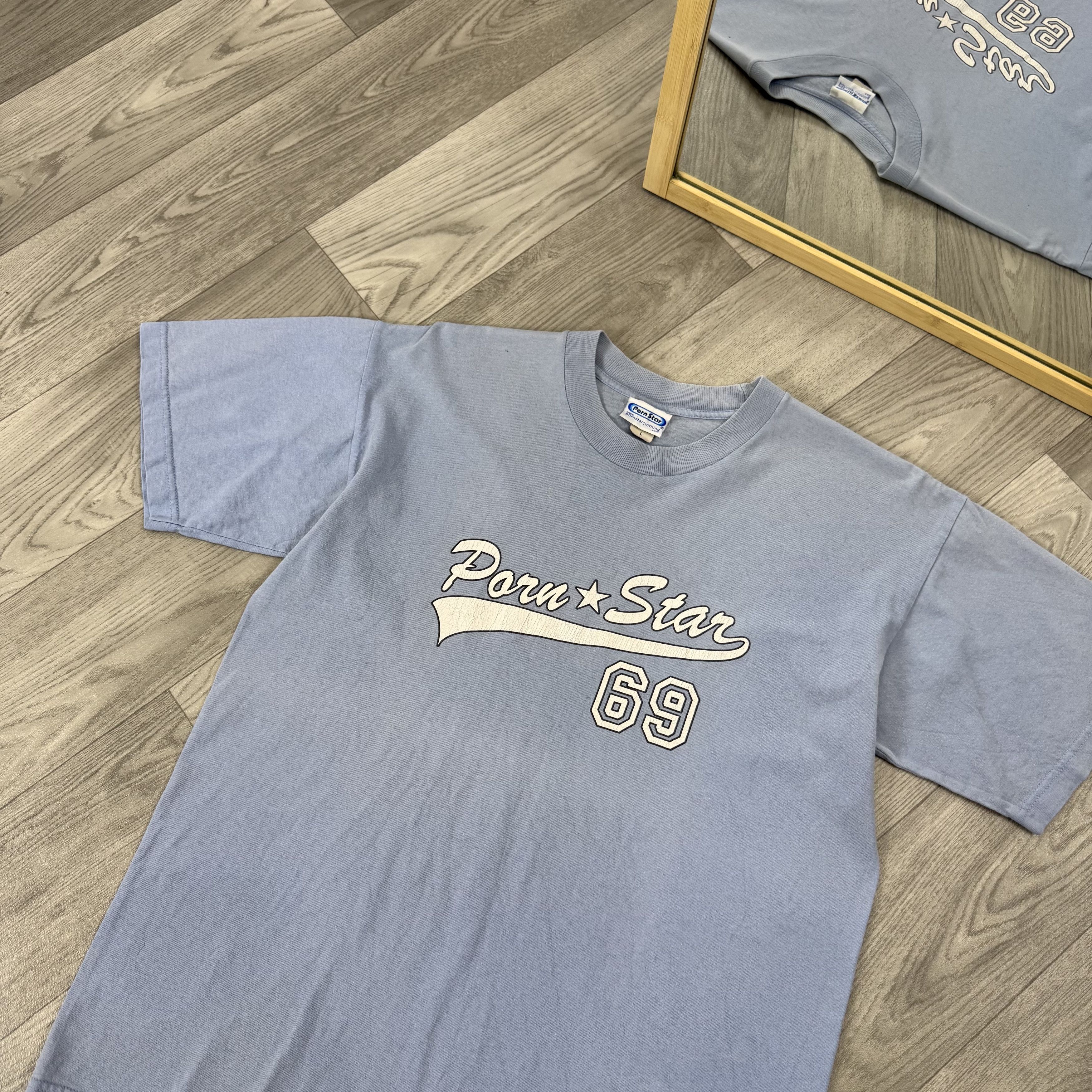 Hook-Ups Vintage Porn Star 69 Rare Graphic Blue Pornstar Tee Shirt Size US L / EU 52-54 / 3 - 7 Thumbnail