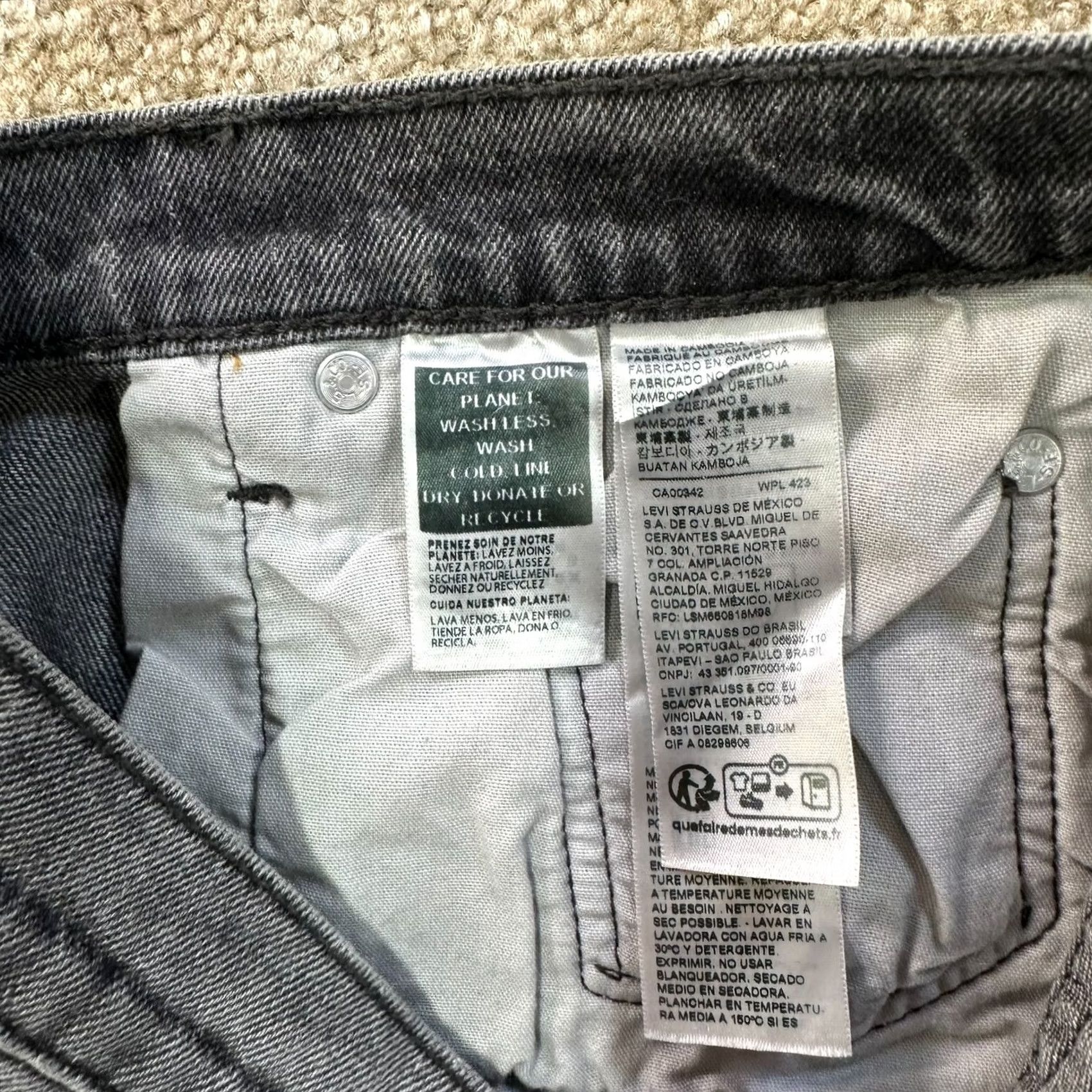 Levi's Levi's 501 Jeans Women's 28x32 Gray Denim Button Fly Regular High Rise Straight 5-Pocket USA Vintage: No Size 28" / US 6 / IT 42 - 6 Thumbnail