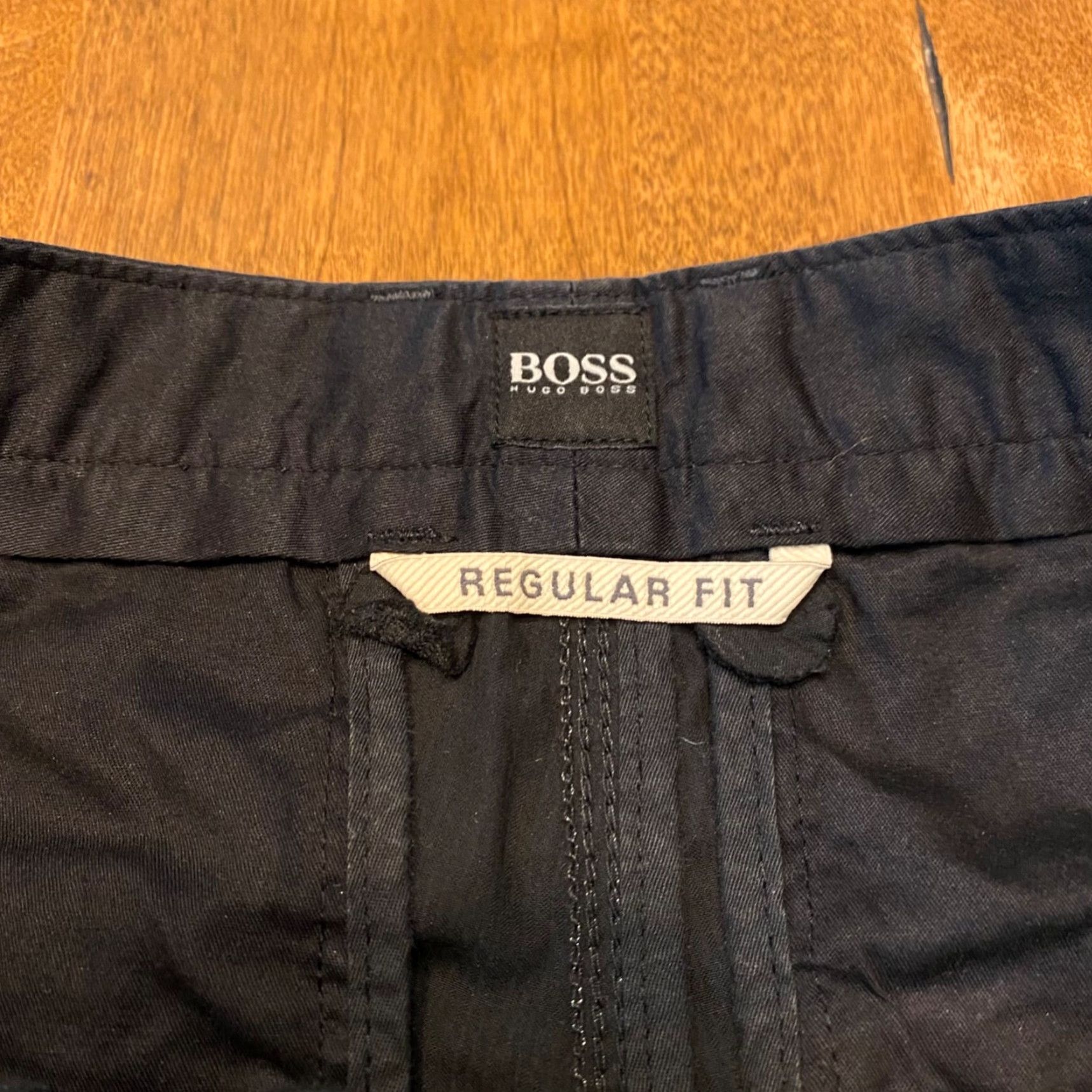 Hugo Boss Hugo Boss Pants Mens 30x31 Black Regular Fit Casual Pleated Work Outdoor Size US 30 / EU 46 - 3 Thumbnail
