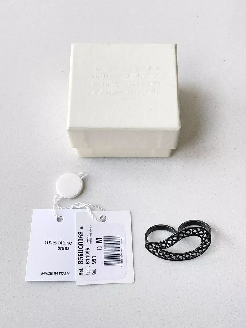 Maison Margiela Maison Margiela Big Eye Ring 2504-Nextarrow Size ONE SIZE - 5 Thumbnail