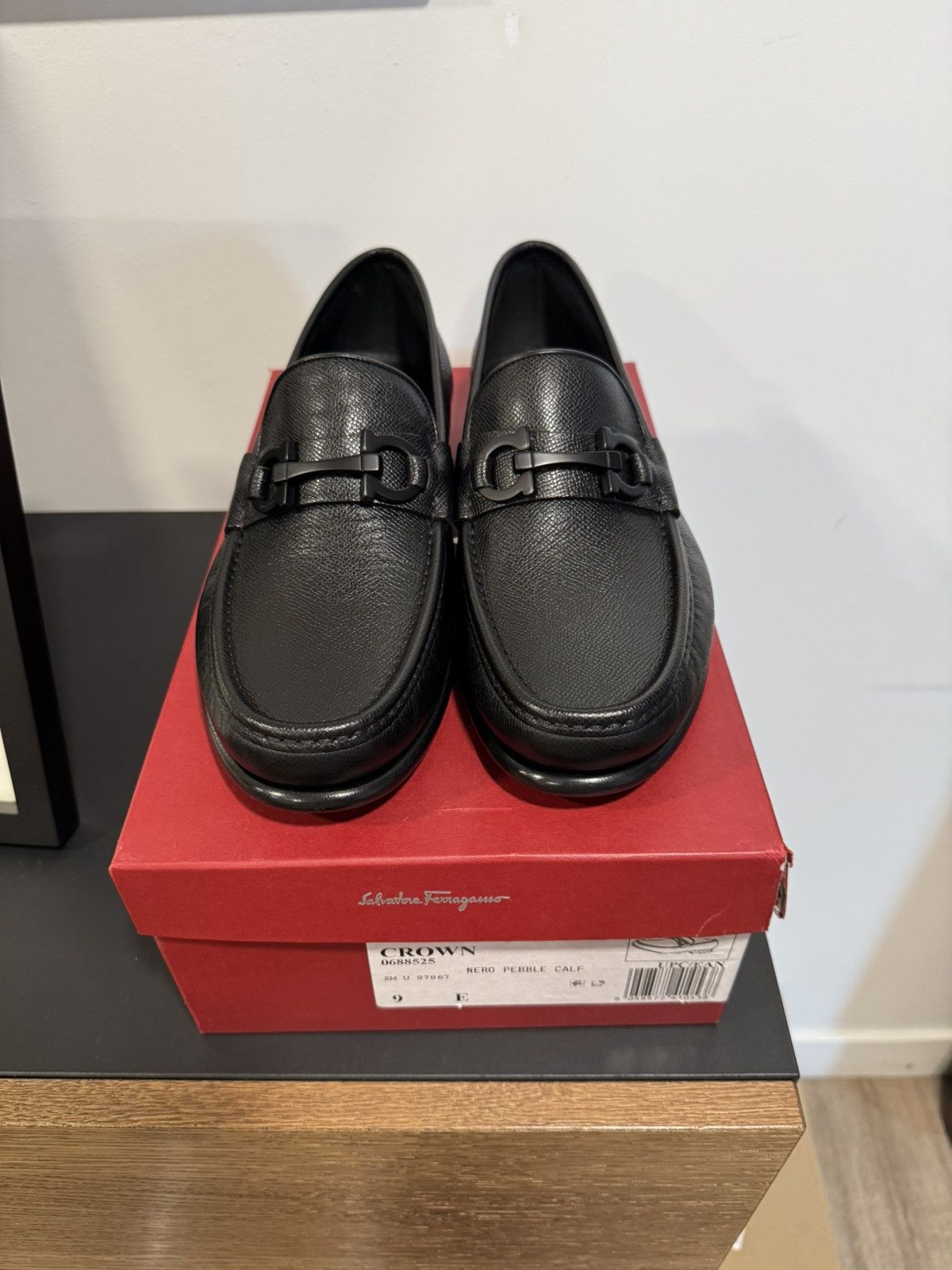 Salvatore Ferragamo Nero pebble calf loafers Salvatore Ferragamo Nero Pebble Calf Ferragamo Loafer | Grailed main image 2